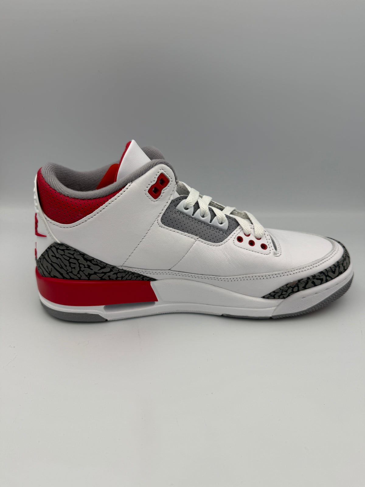AIR JORDAN 3 , FIRE RED