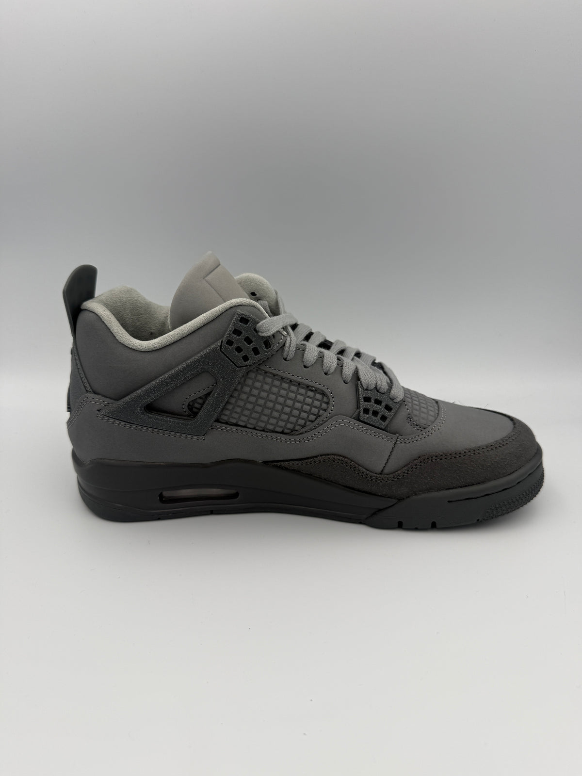 JORDAN 4 , WET CEMENT