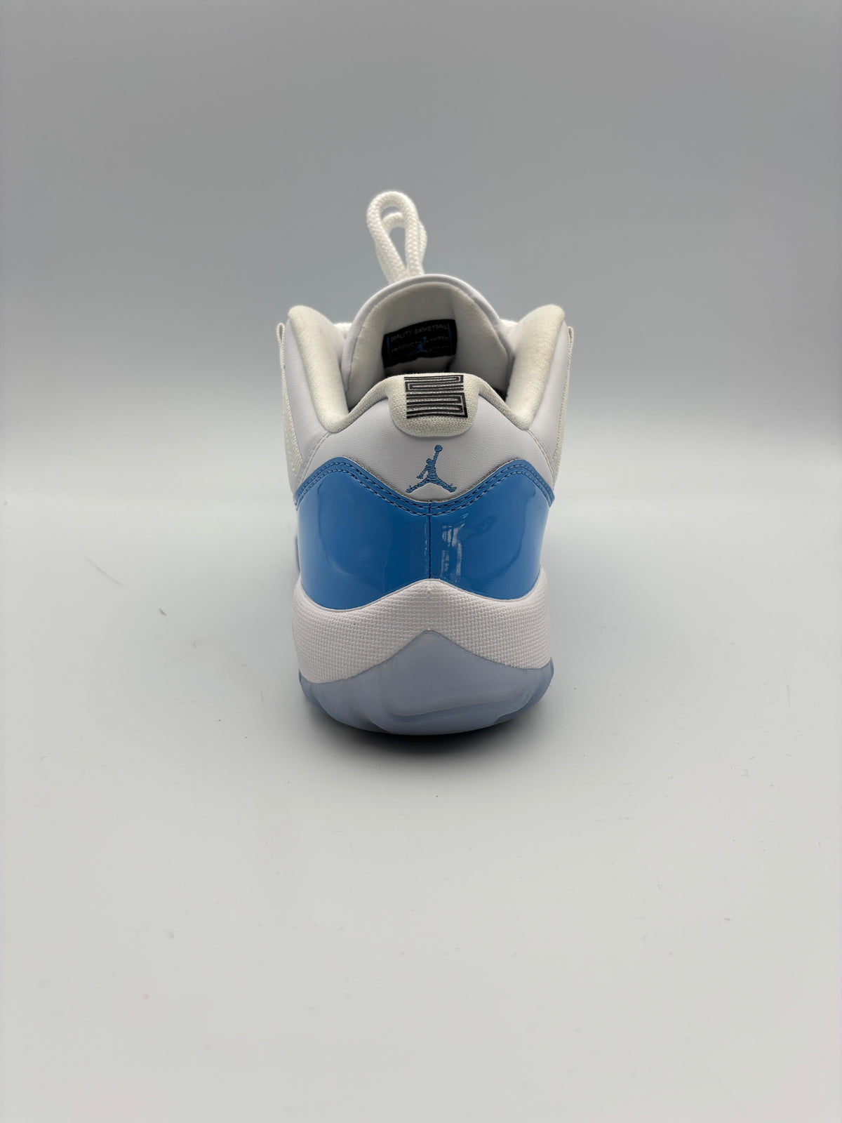 JORDAN 11 UNI BLUE