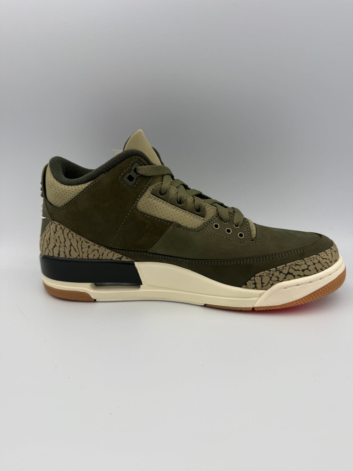 AIR JORDAN 3 , FAMILY AFFAIRS