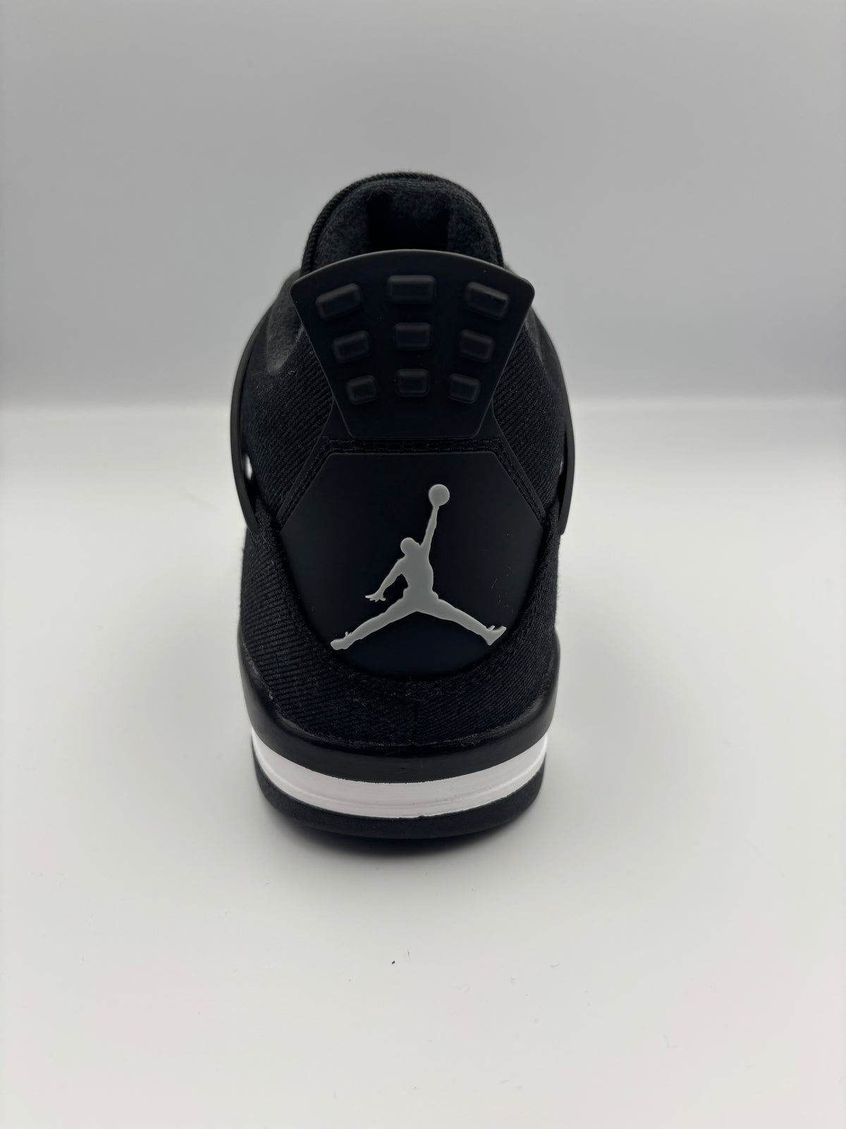JORDAN 4 , BLACK CANVAS