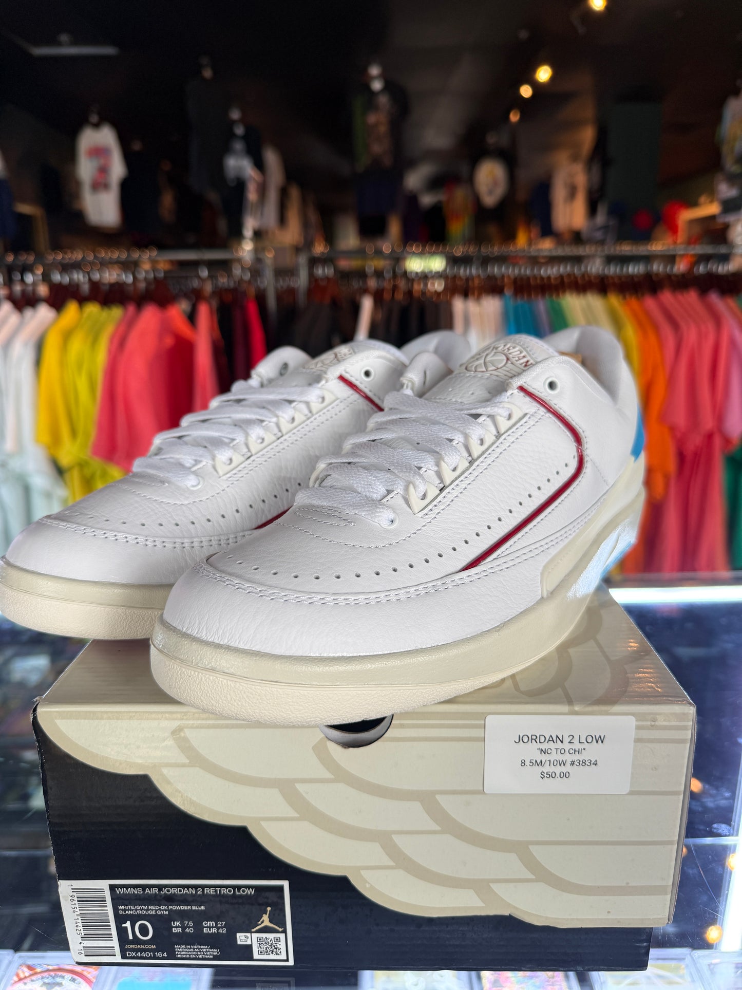 JORDAN 2 , NC TO CHI (NEW)