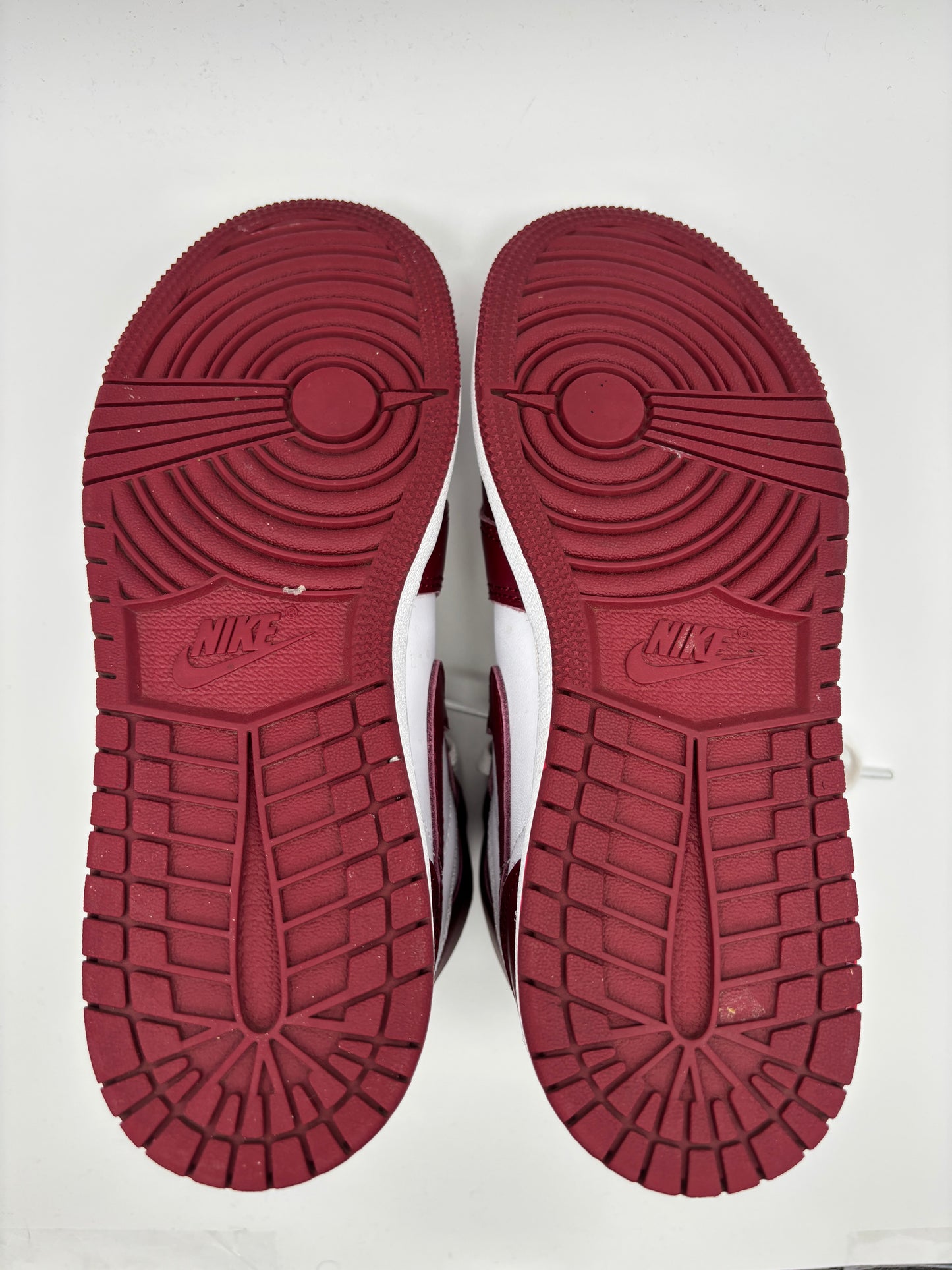 JORDAN 1 HIGH ARTISANAL RED (USED)