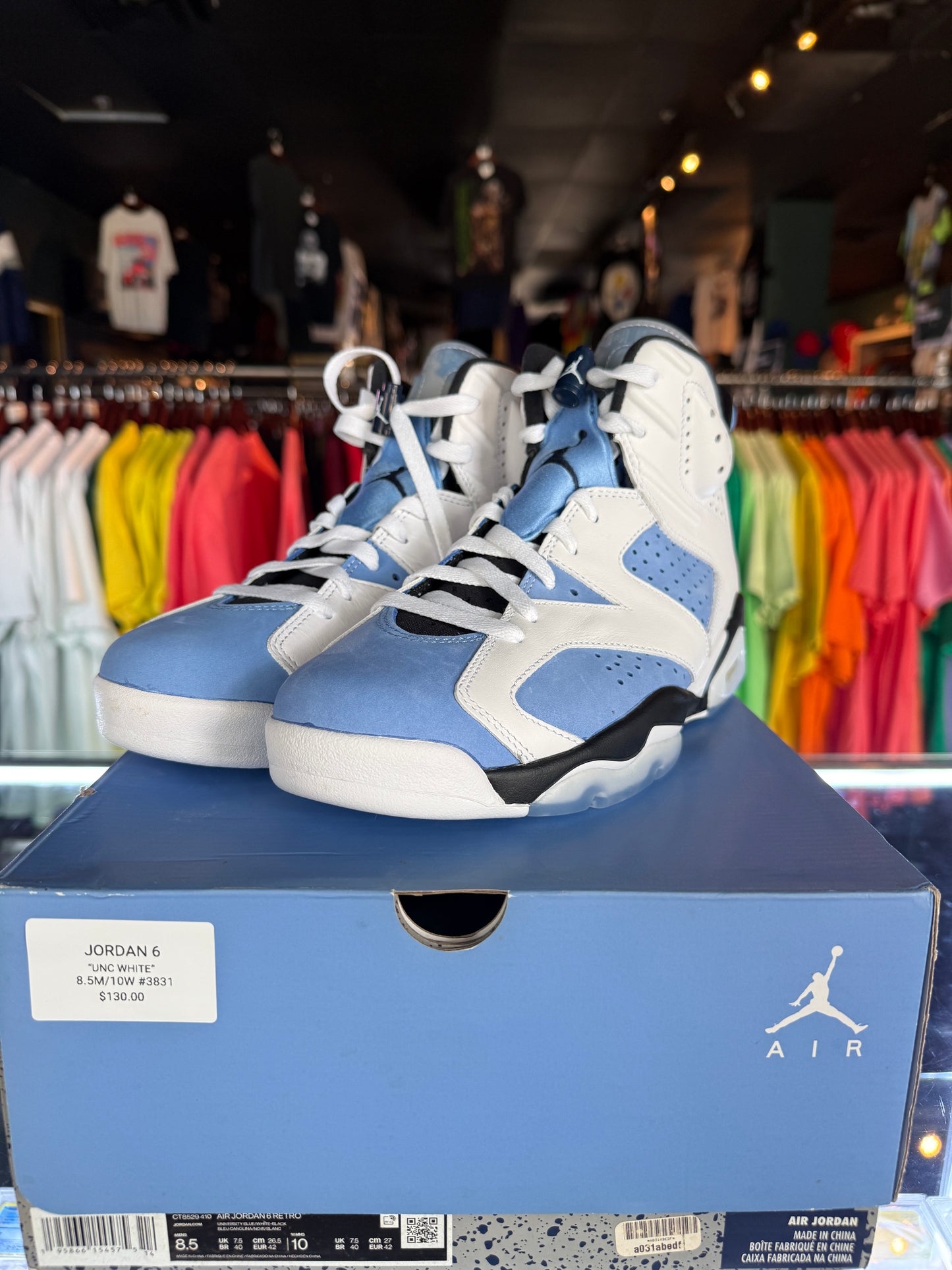 JORDAN 6, UNC WHITE (NEW)