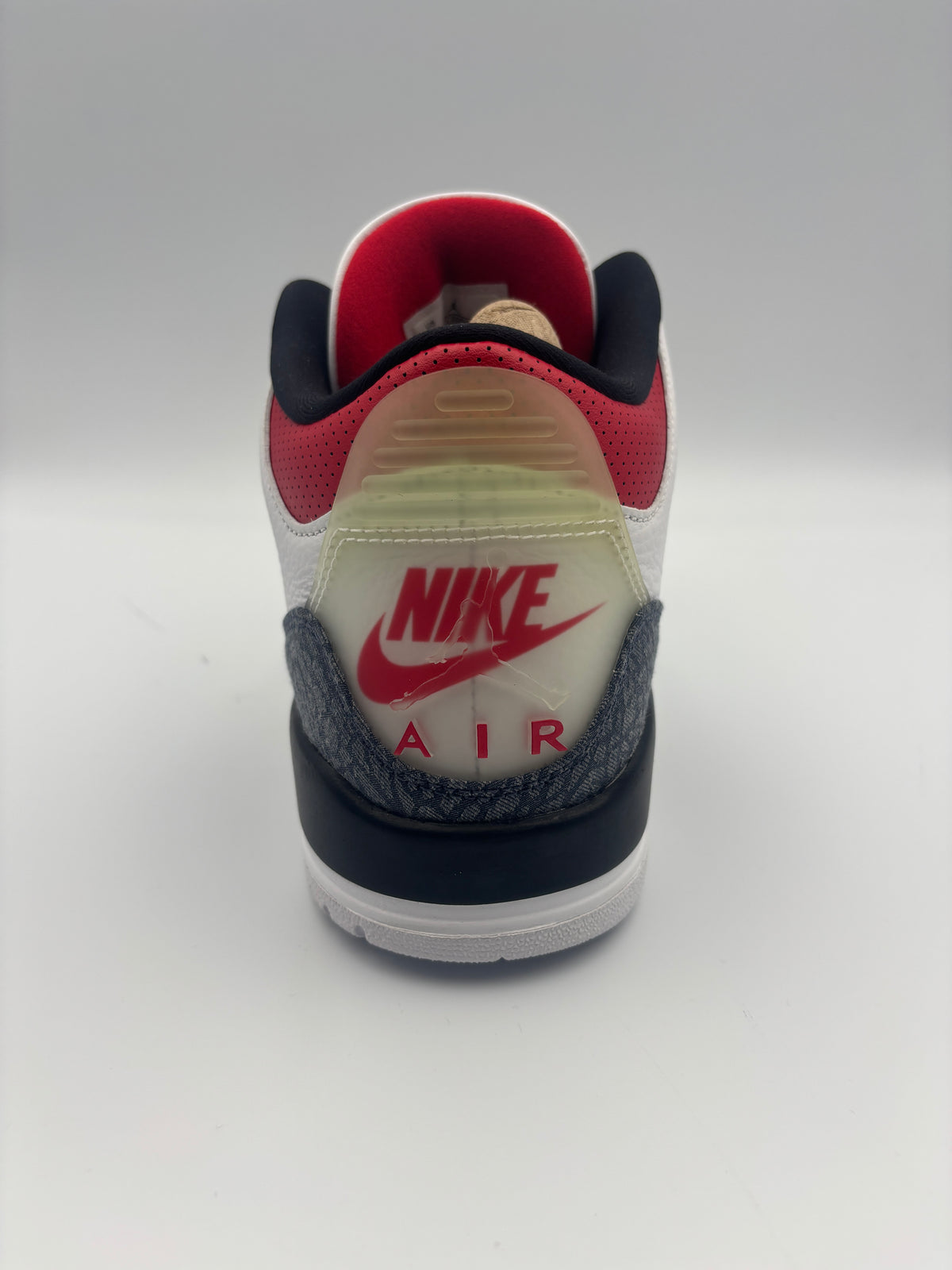 JORDAN 3 SE FIRE RED DENIM