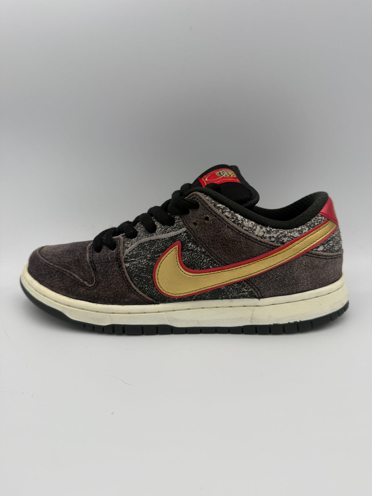 NIKE SB DUNK LOW, BEIJING