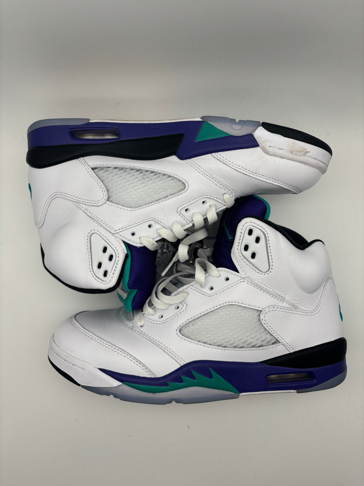 JORDAN 5 GRAPE (USED)