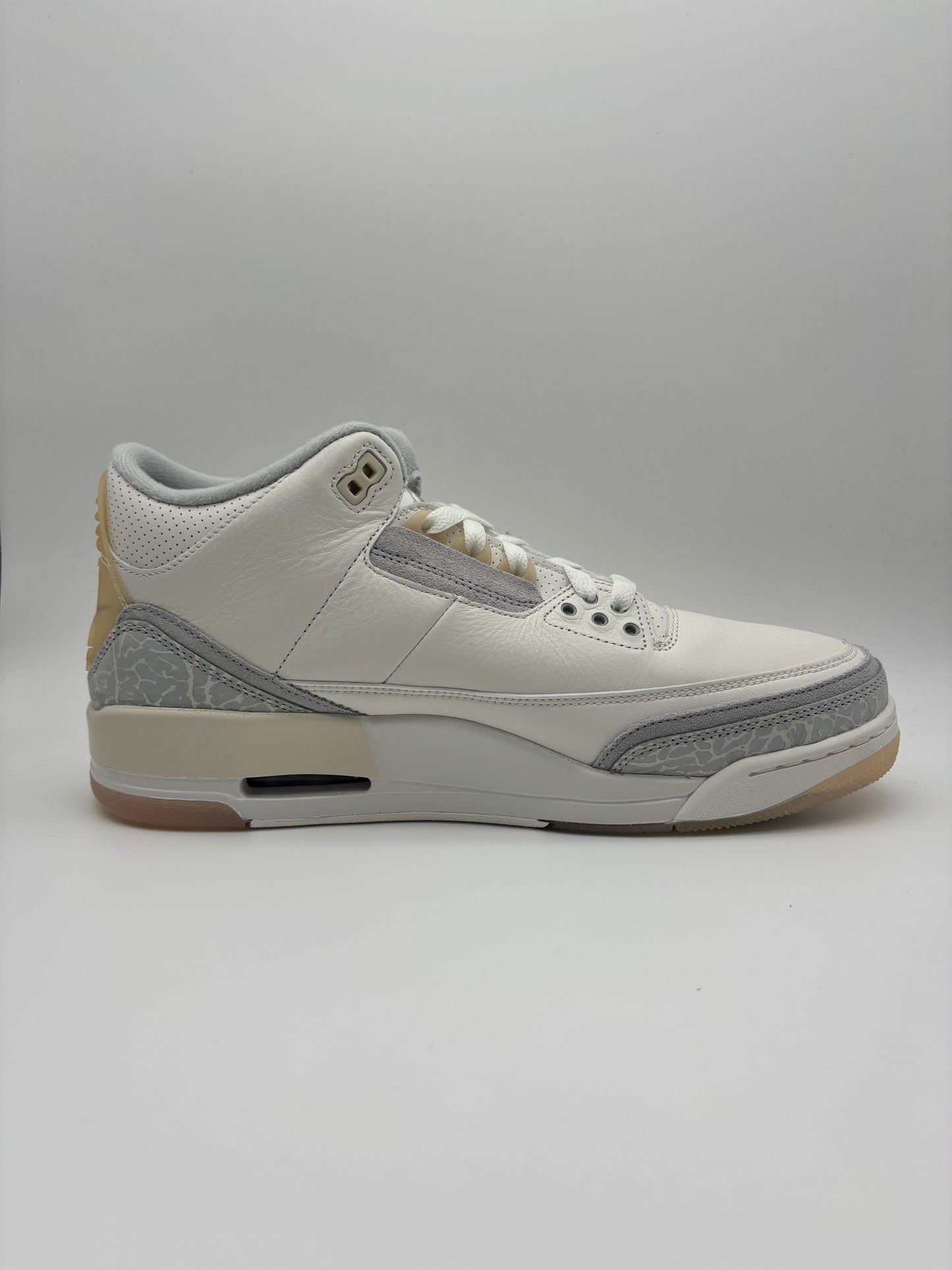 JORDAN 3 CRAFT IVORY