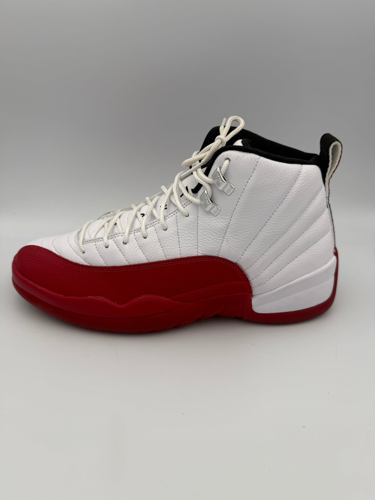 JORDAN 12 , #5184 CHERRY
