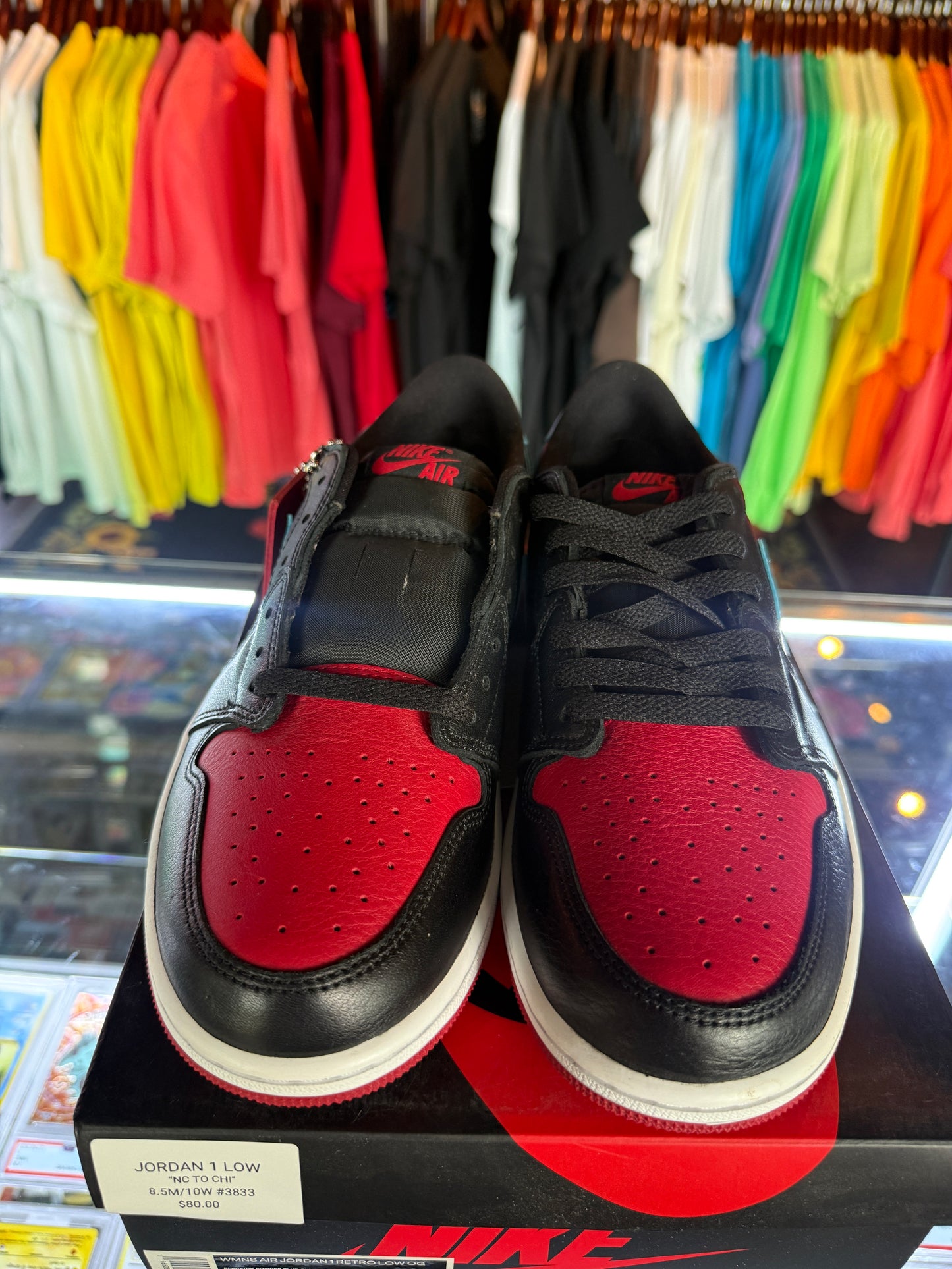 JORDAN 1 LOW, NC TO CHI (NEW)