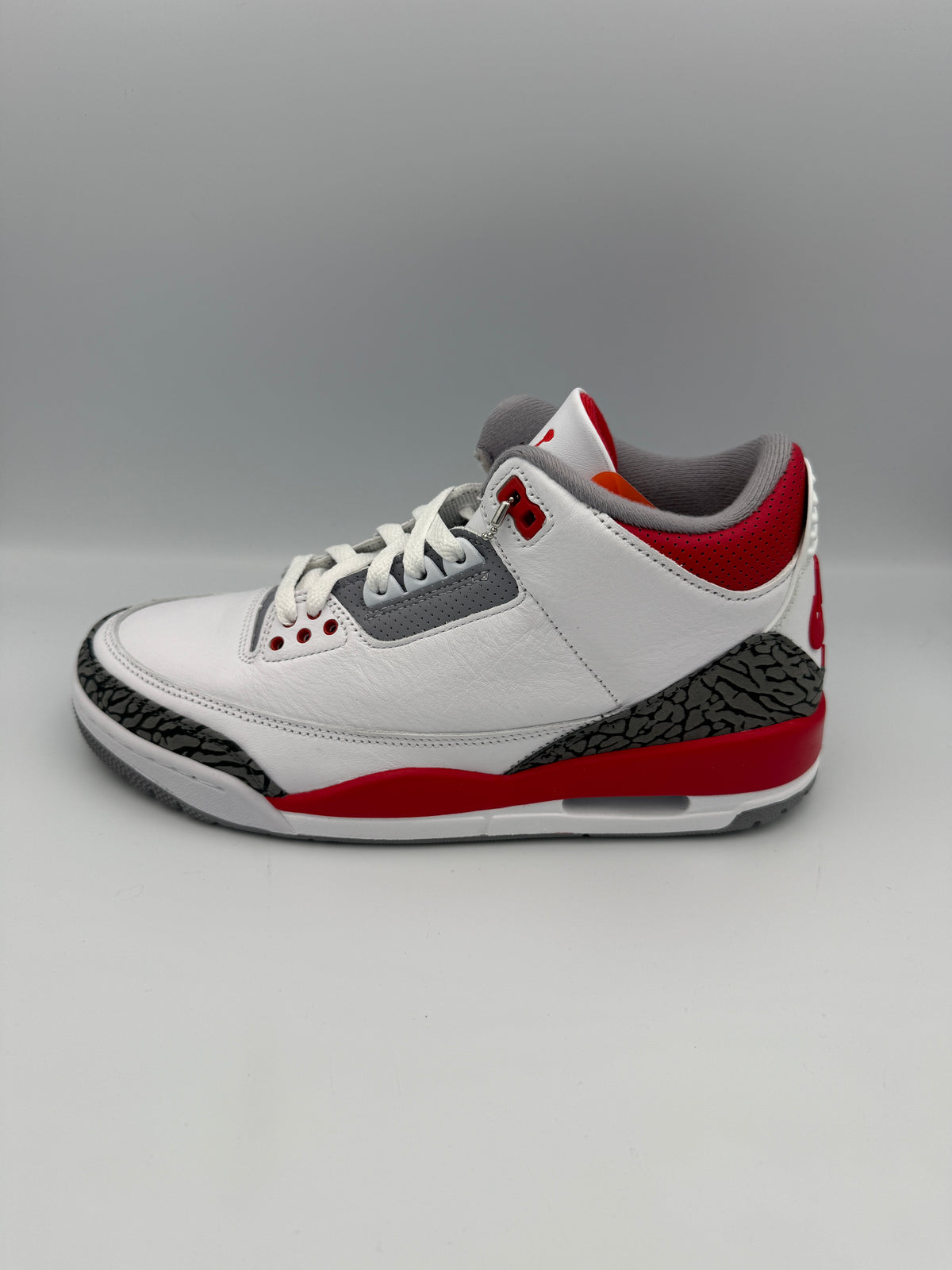 AIR JORDAN 3 , FIRE RED