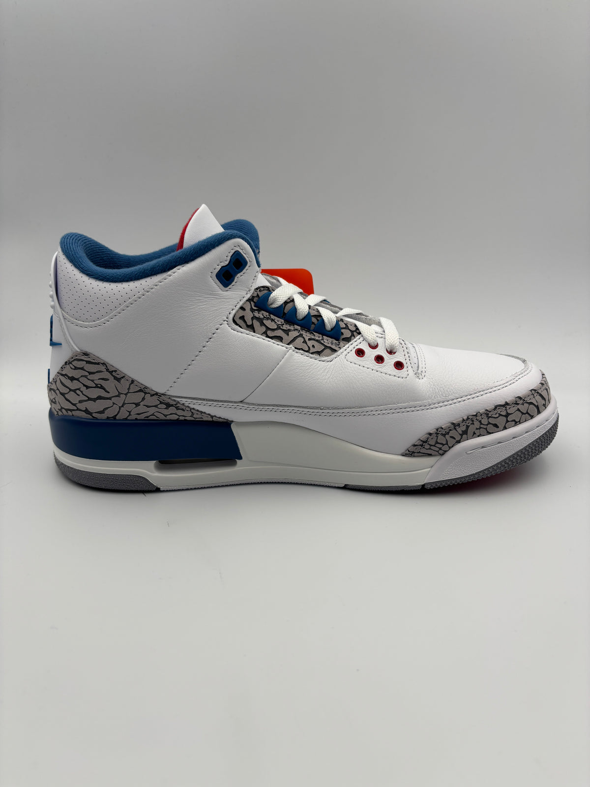 AIR JORDAN 3 TRUE BLUE