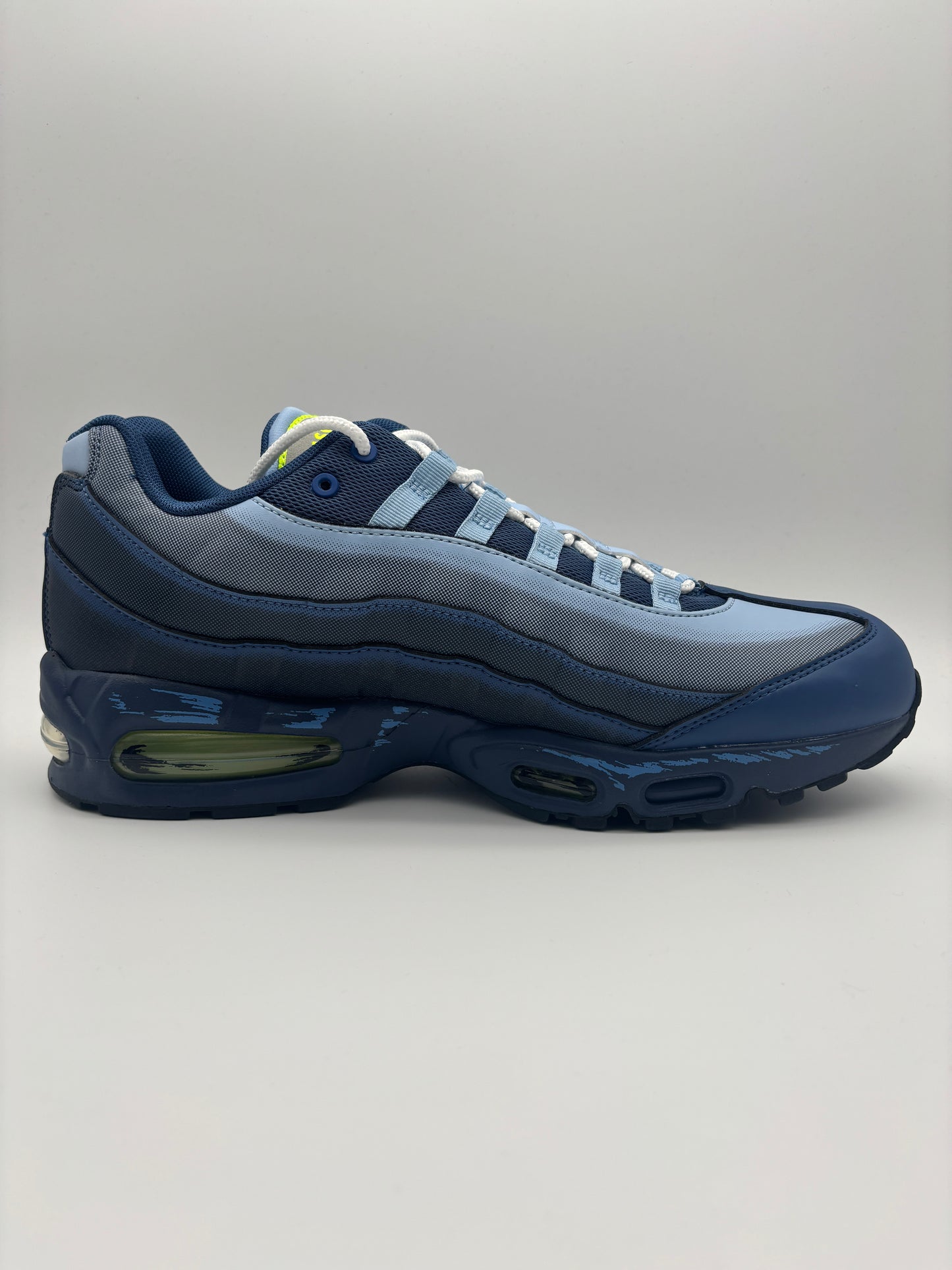 AIR MAX 95 YU-GI-OH
