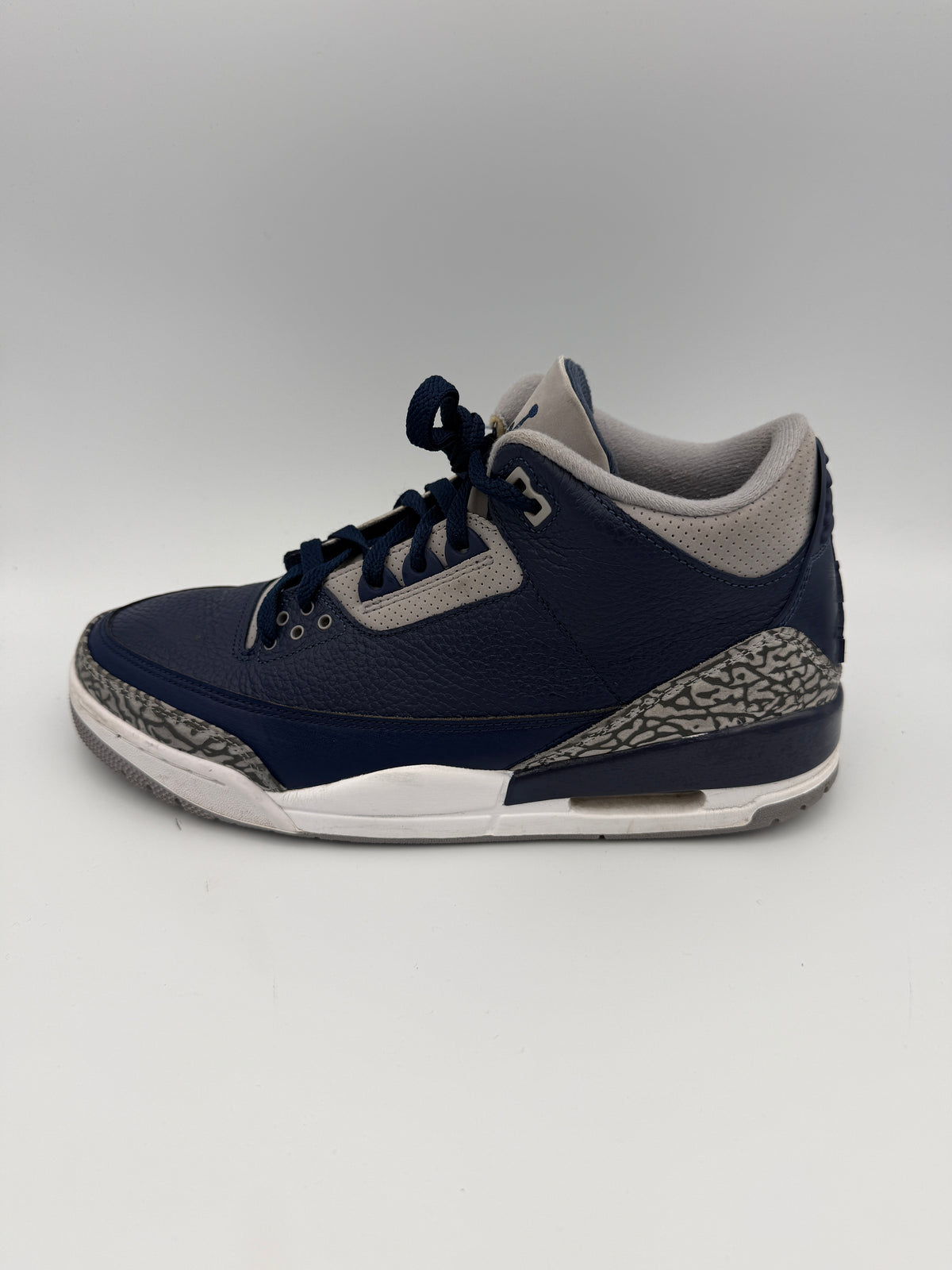 JORDAN 3 , GEORGETOWN