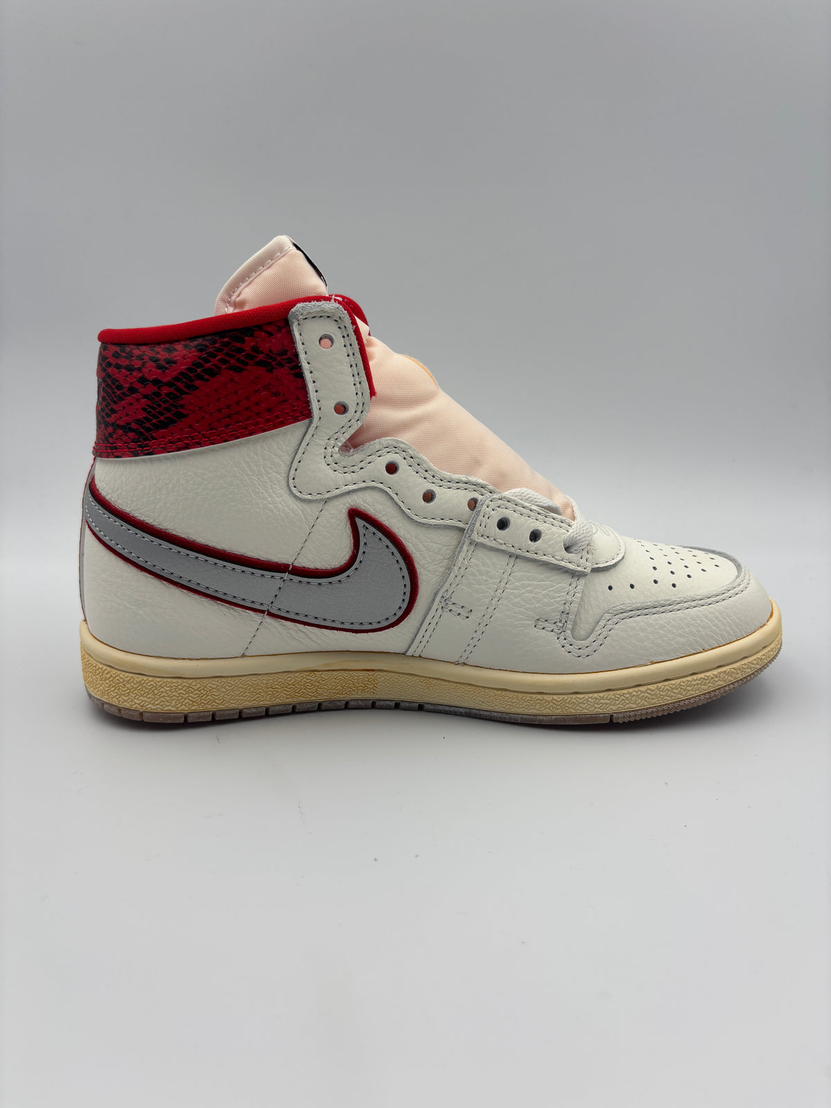 JORDAN AIR SHIP AWAKE NY