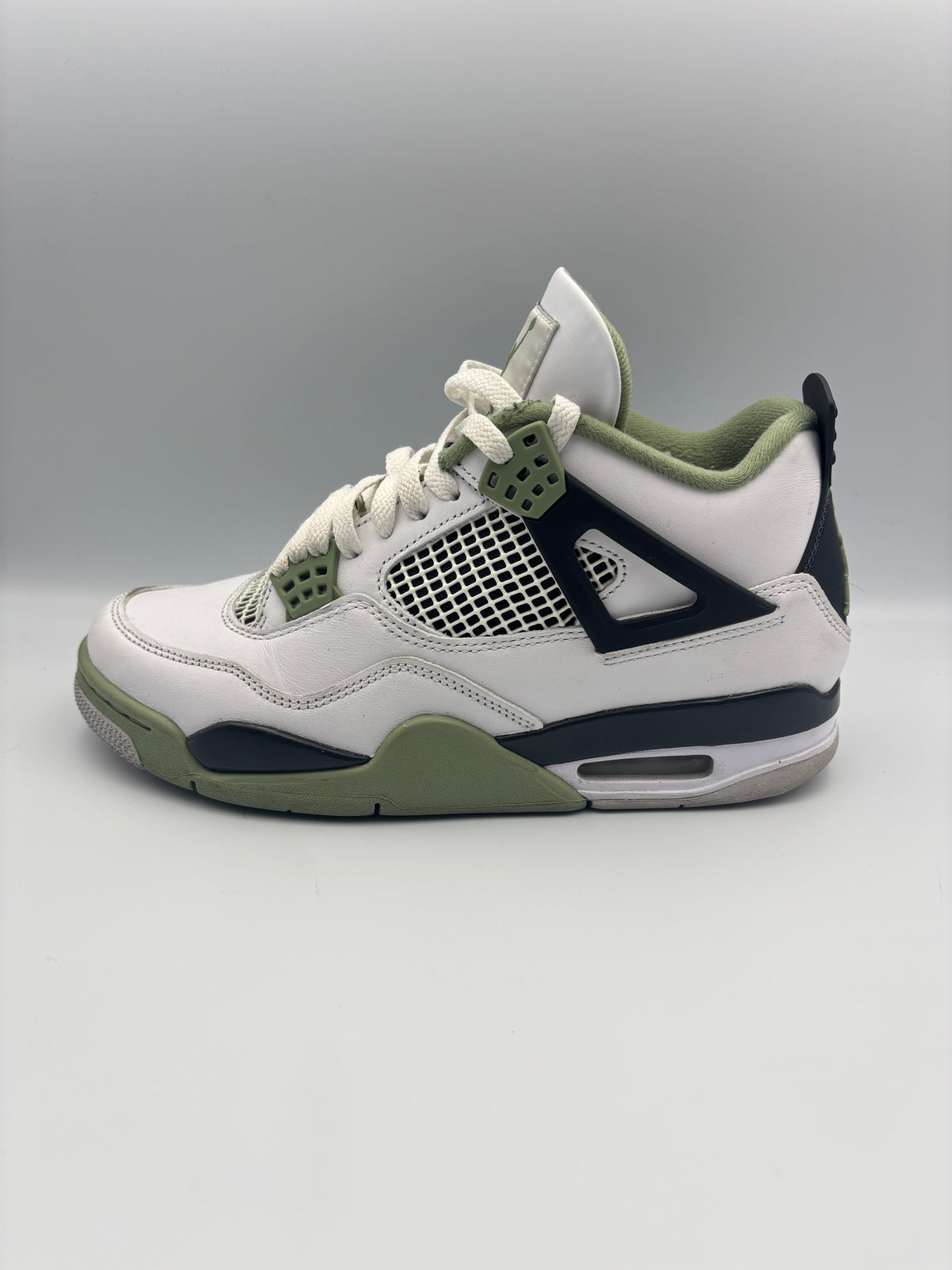 JORDAN 4 SEAFOAM
