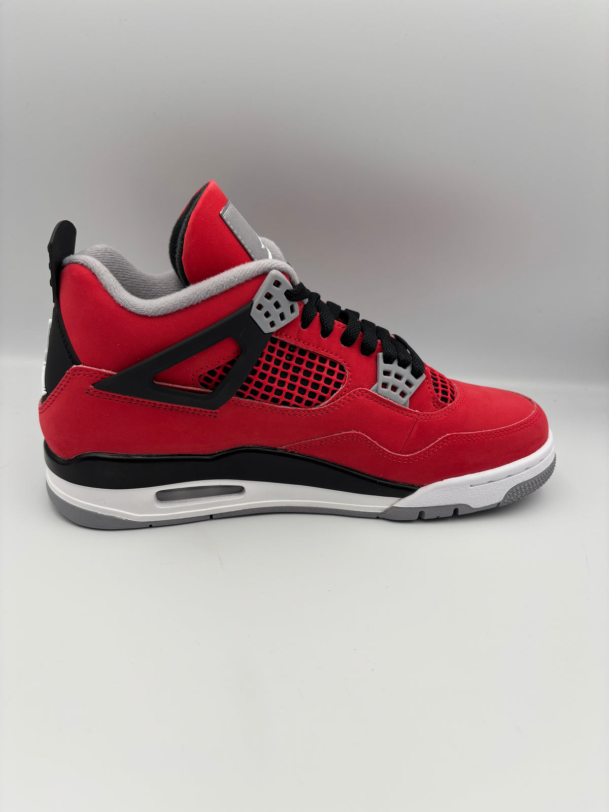JORDAN 4 TORO BRAVO