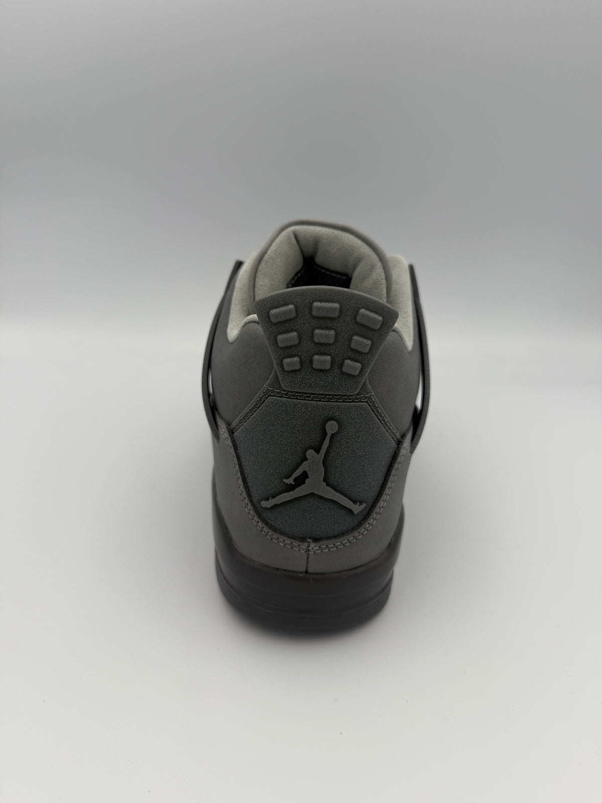 JORDAN 4 , WET CEMENT