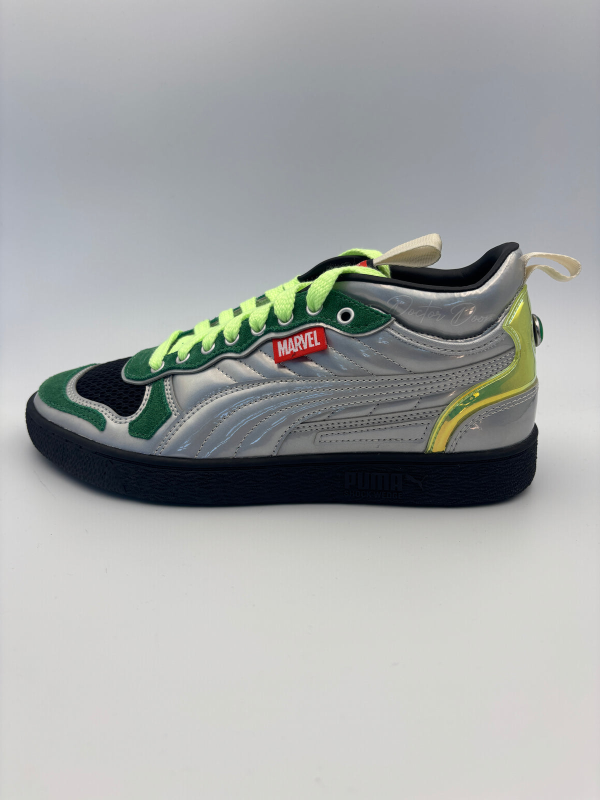 MARVEL DOCTOR DOOM PUMAS