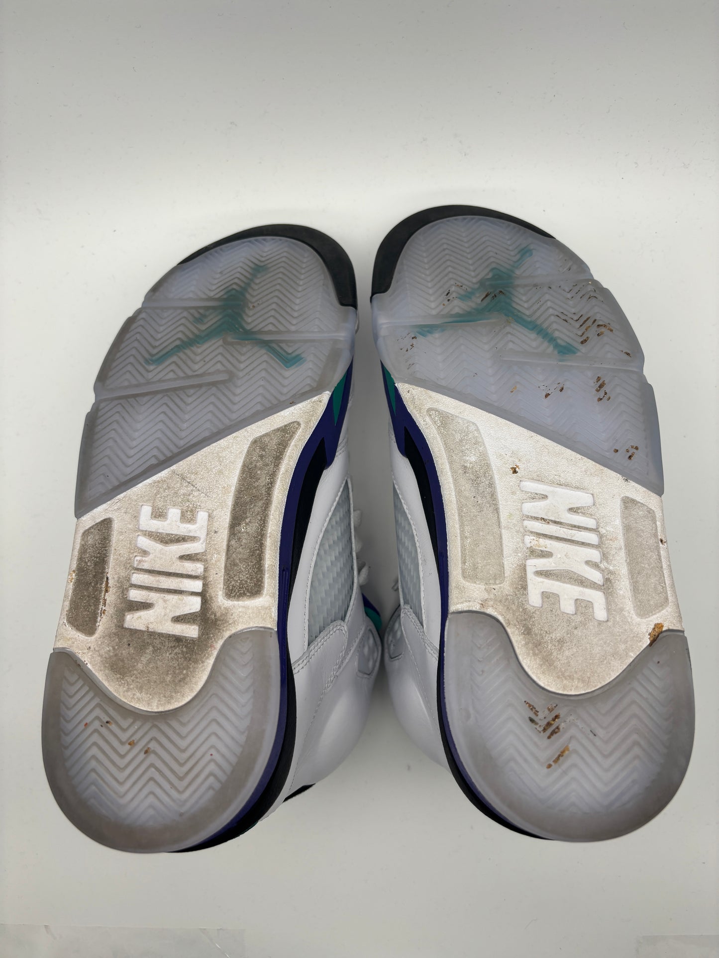 JORDAN 5 GRAPE (USED)