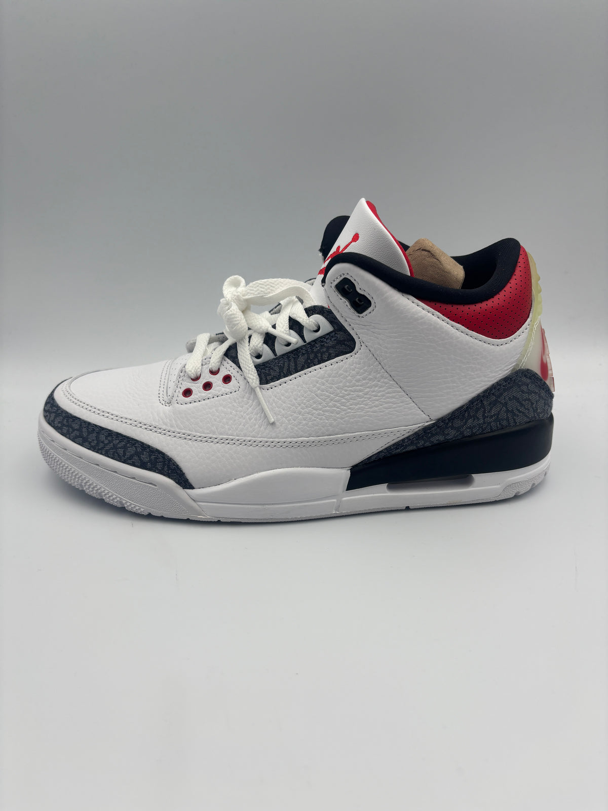 JORDAN 3 SE FIRE RED DENIM