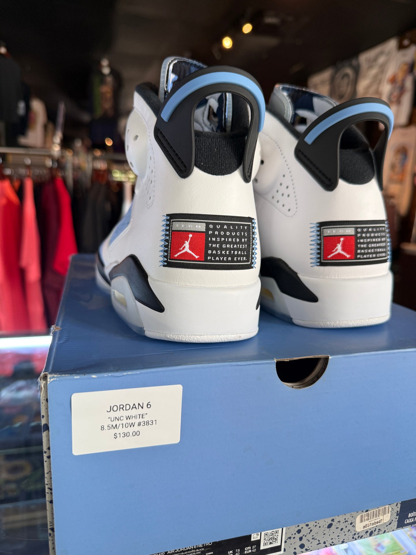 JORDAN 6, UNC WHITE (NEW)