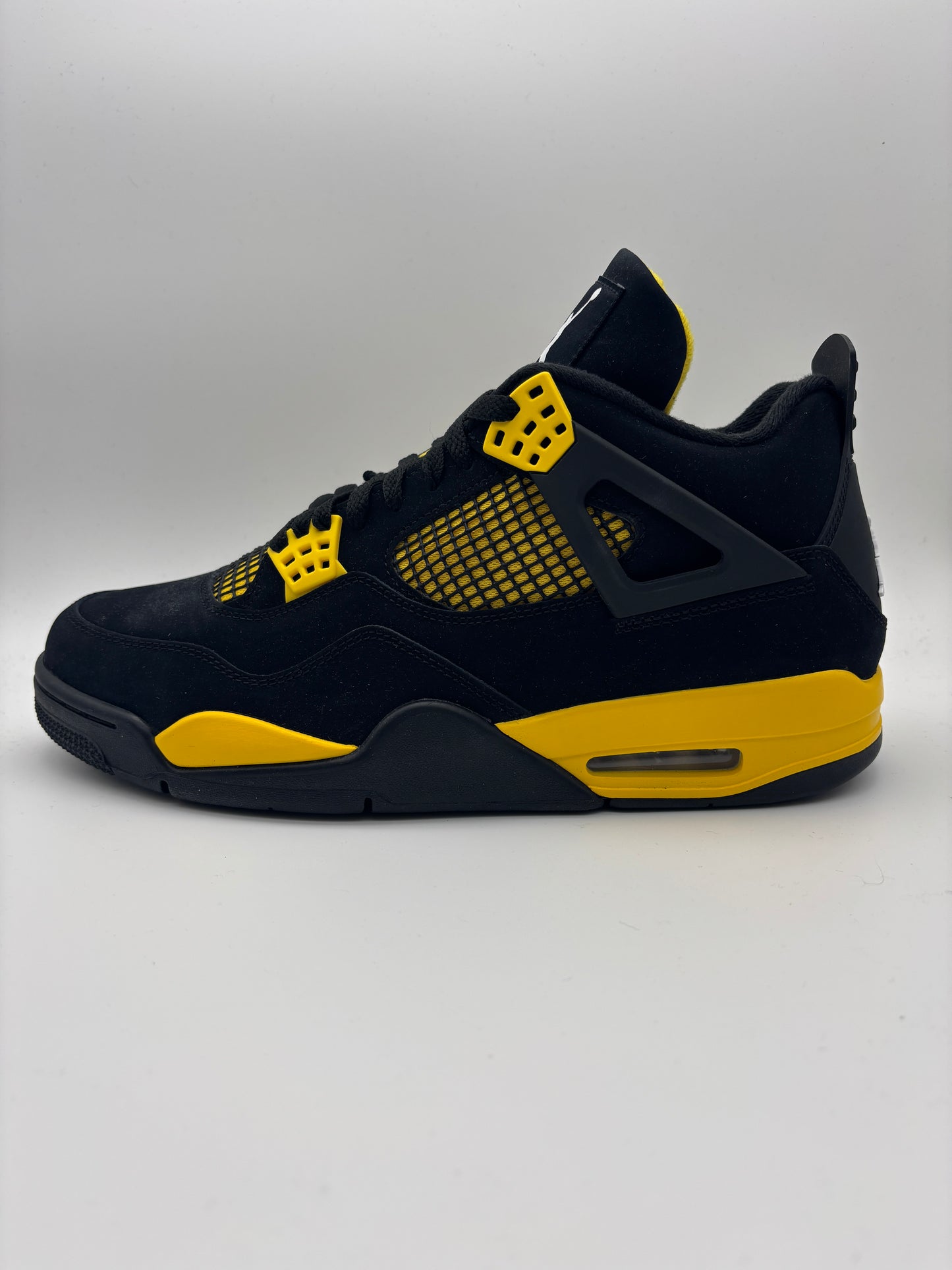 JORDAN 4 THUNDER (NEW)