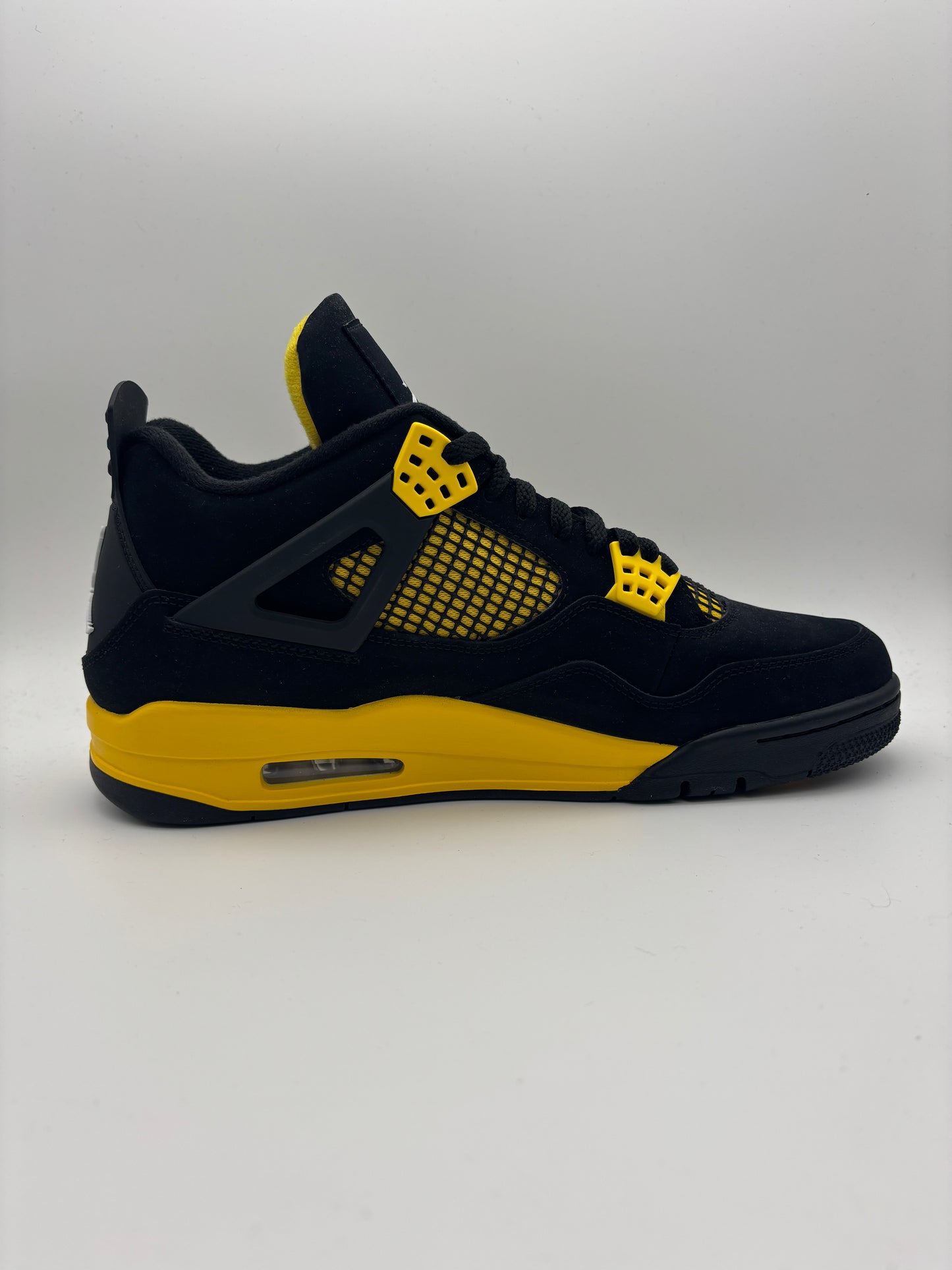 JORDAN 4 THUNDER (NEW)