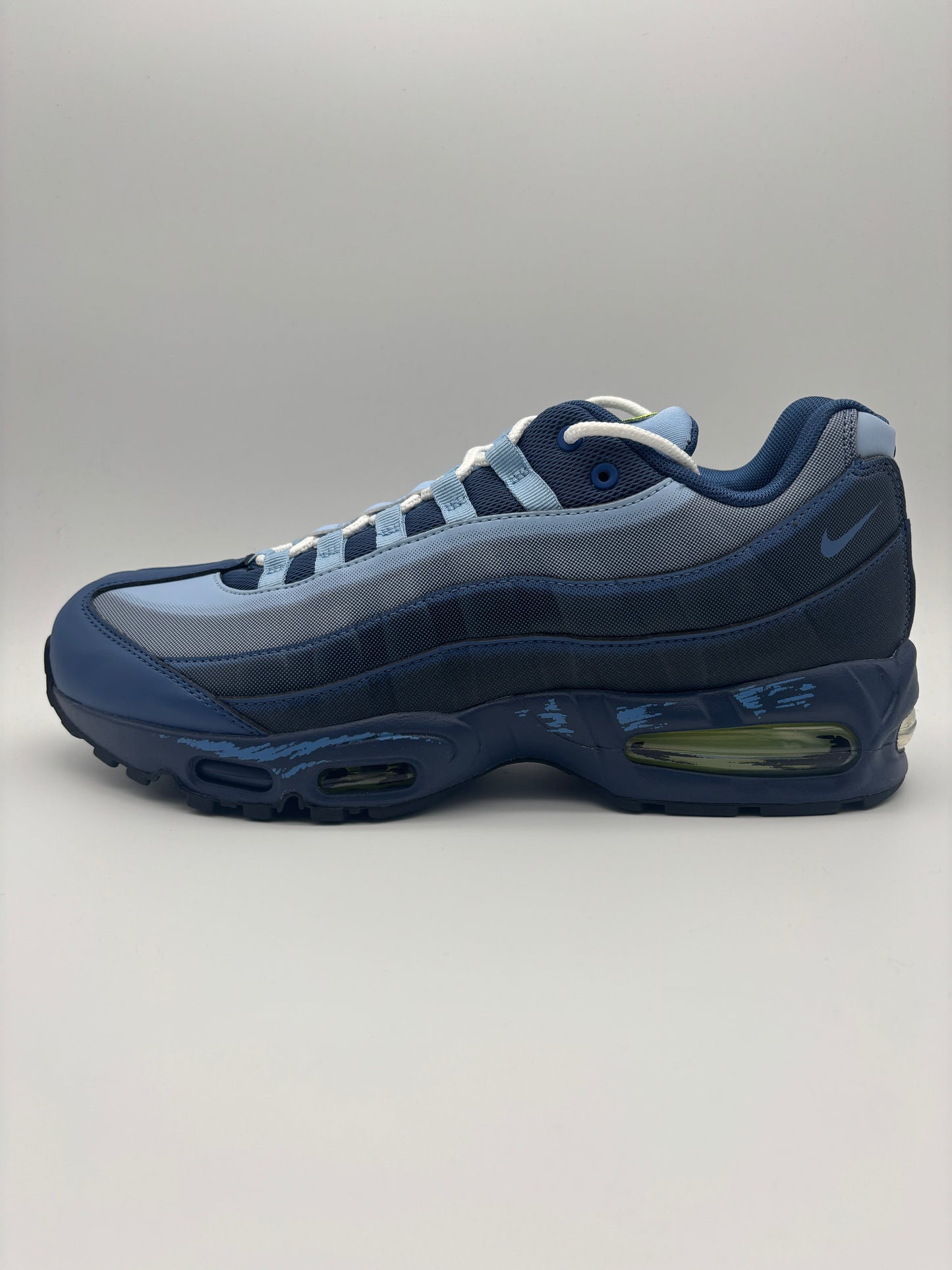 AIR MAX 95 YU-GI-OH