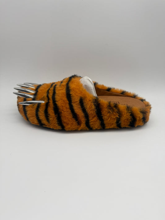 BRAVEST STUDIOS, CF X GG TIGER PRINT