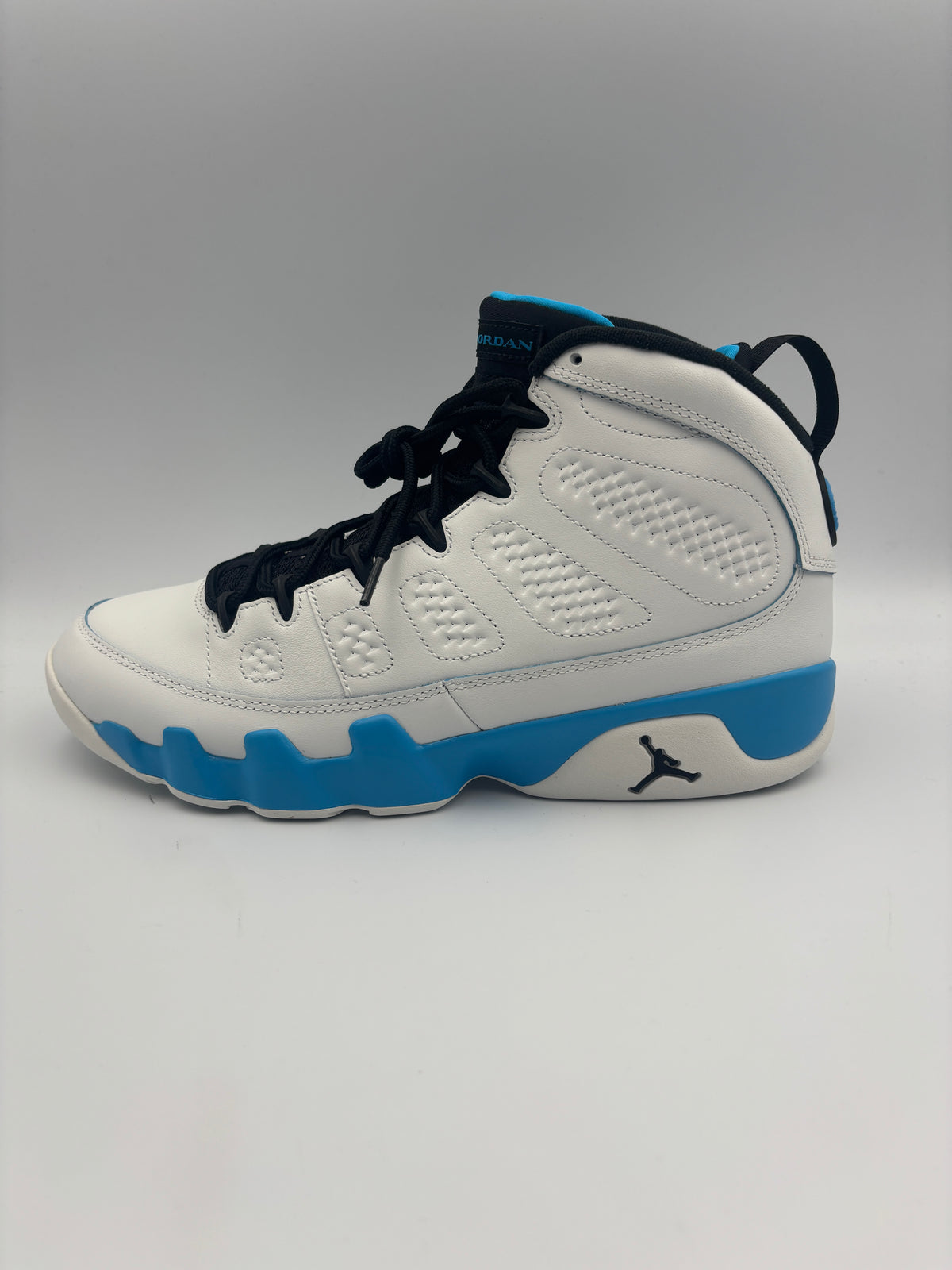 JORDAN 9 POWDER BLUE