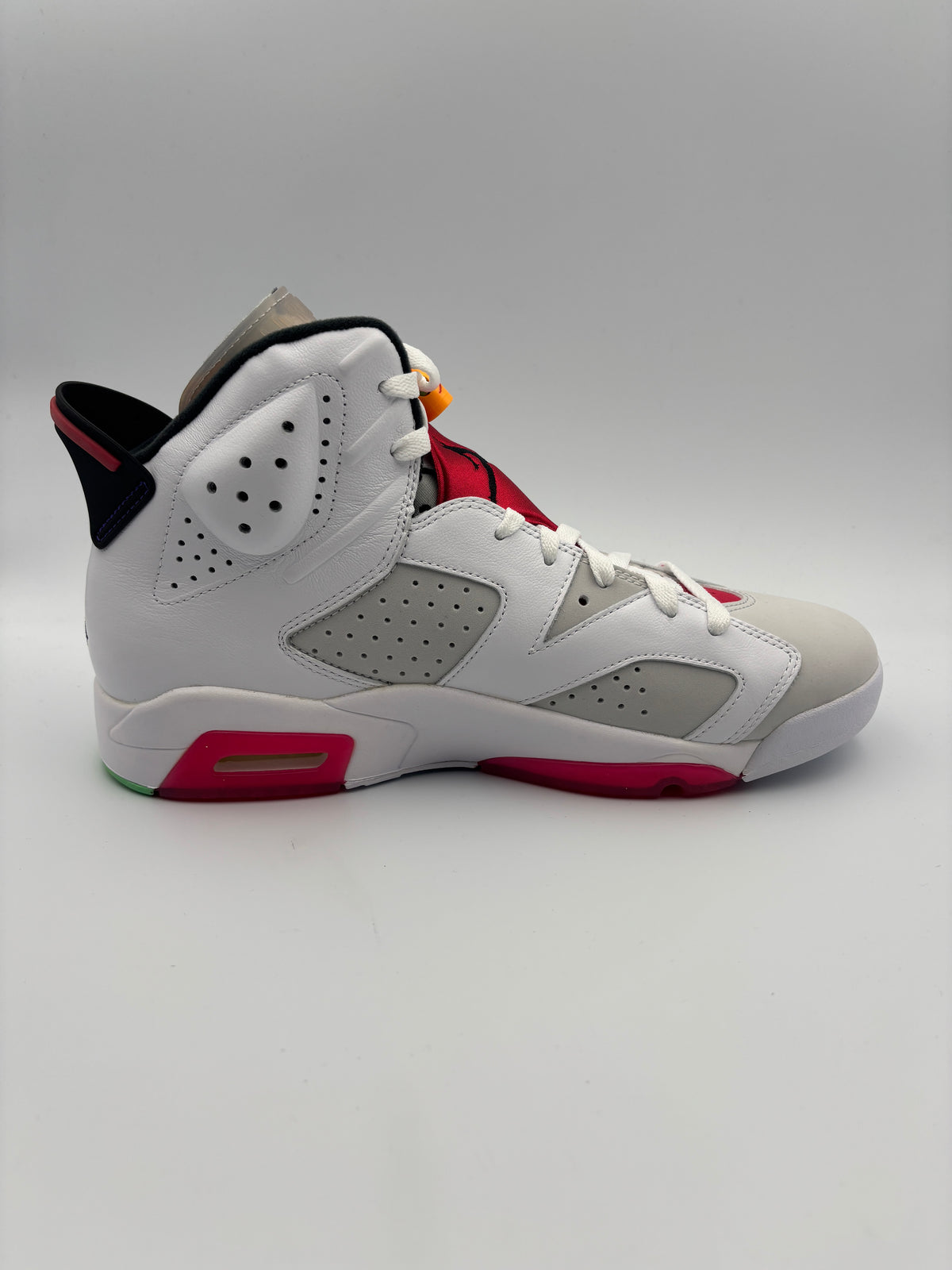 JORDAN 6 HARE