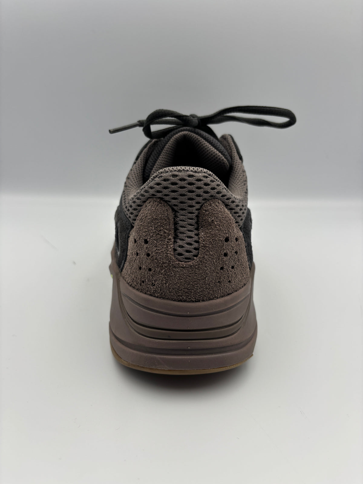 ADIDAS YEEZY BOOST 700 MAUVE