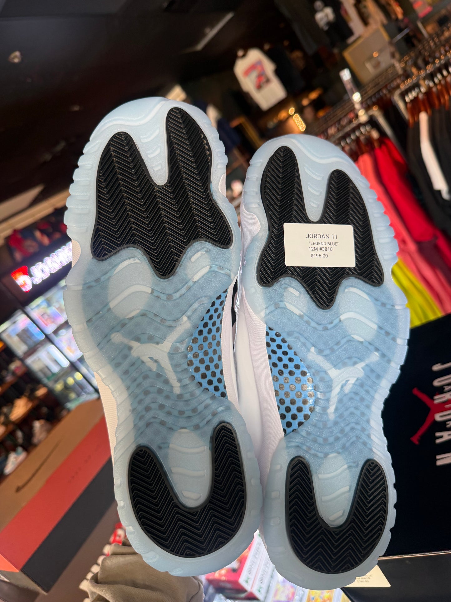 JORDAN 11, LEGEND BLUE (NEW) #3810