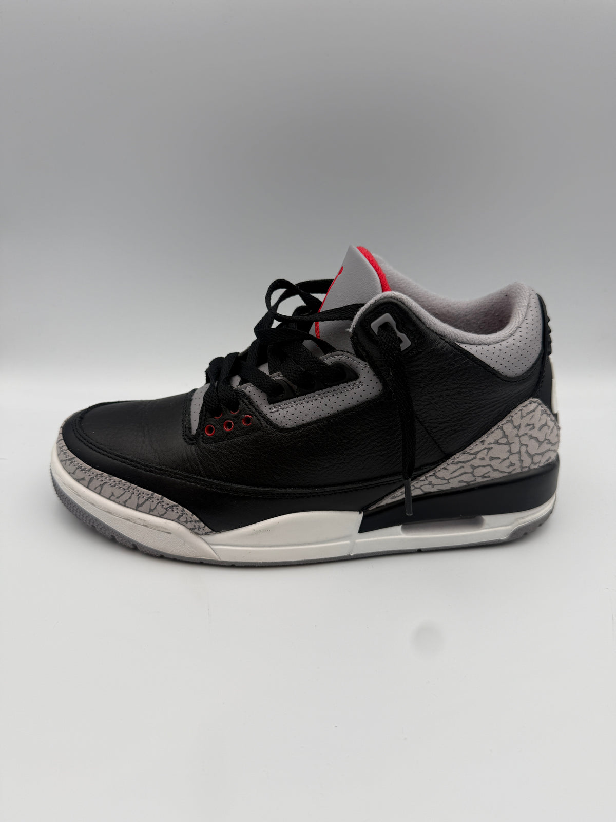 JORDAN 3 (USED), BLACK CEMENT
