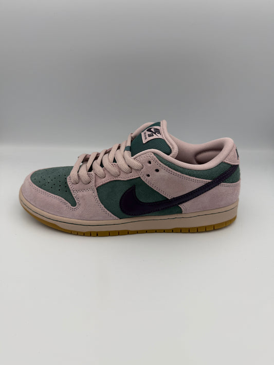 NIKE SB DUNK LOW , MINERAL SLATE