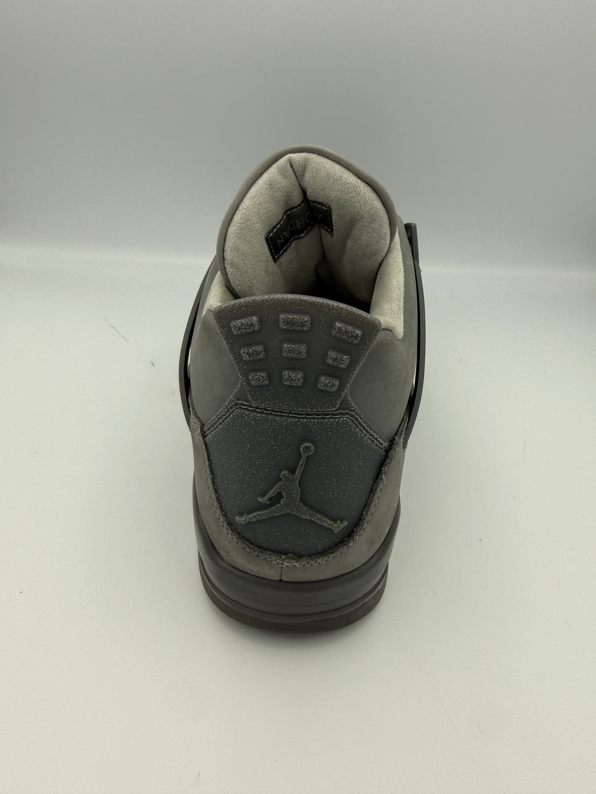 JORDAN 4 , WET CEMENT
