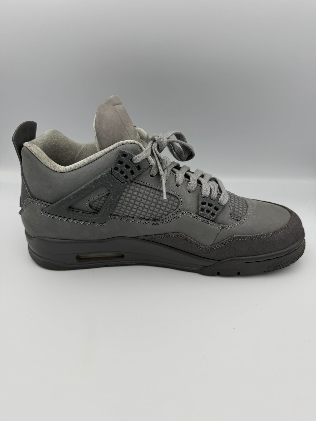 JORDAN 4 , WET CEMENT