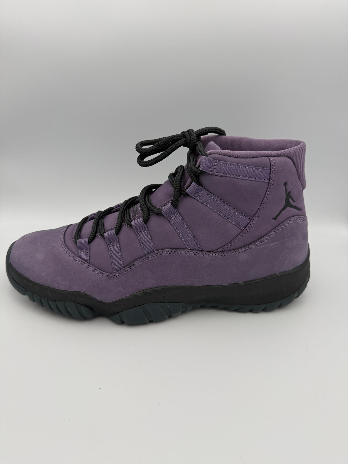 JORDAN 11 , MOJAVE