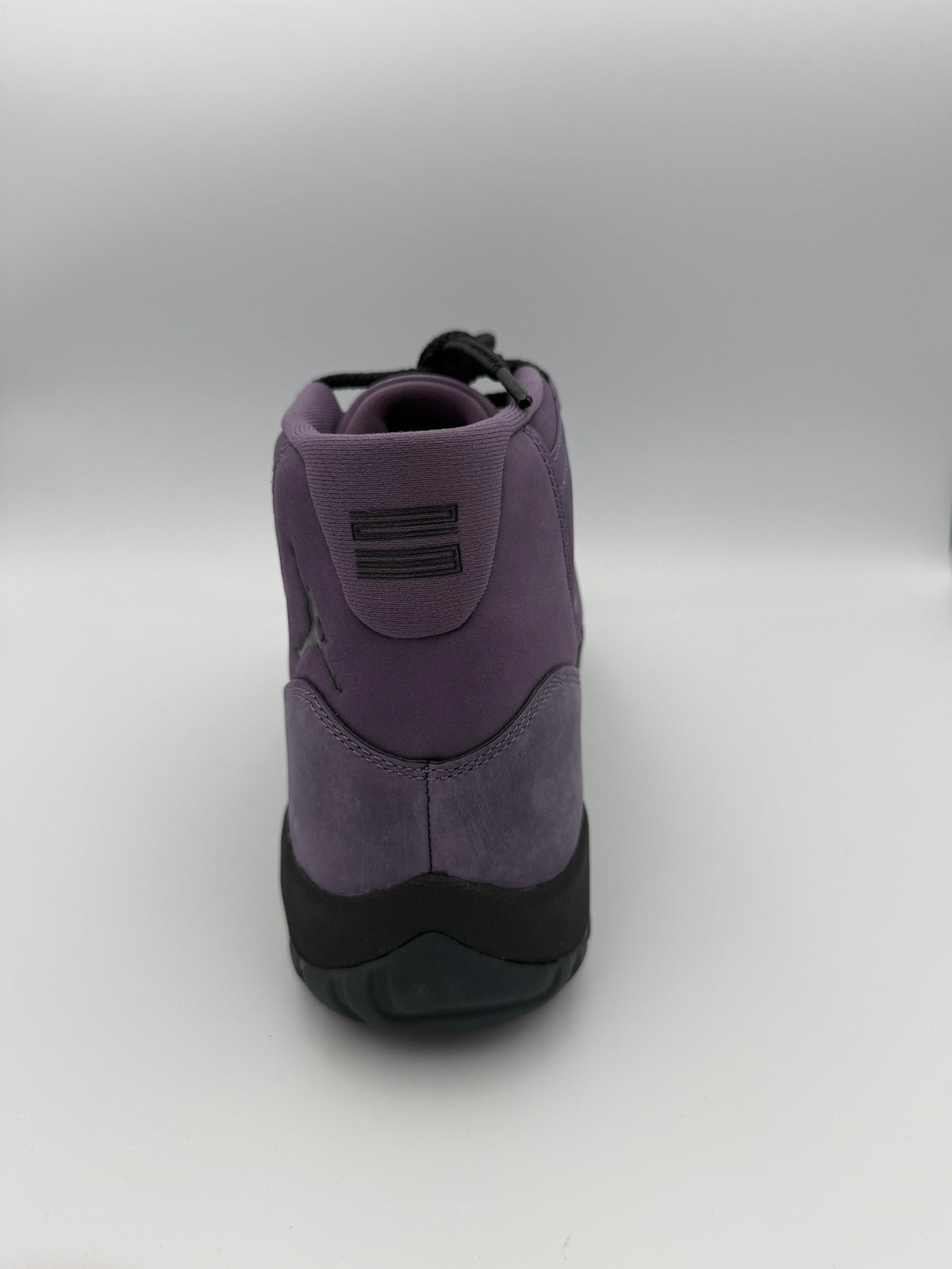 JORDAN 11 , MOJAVE