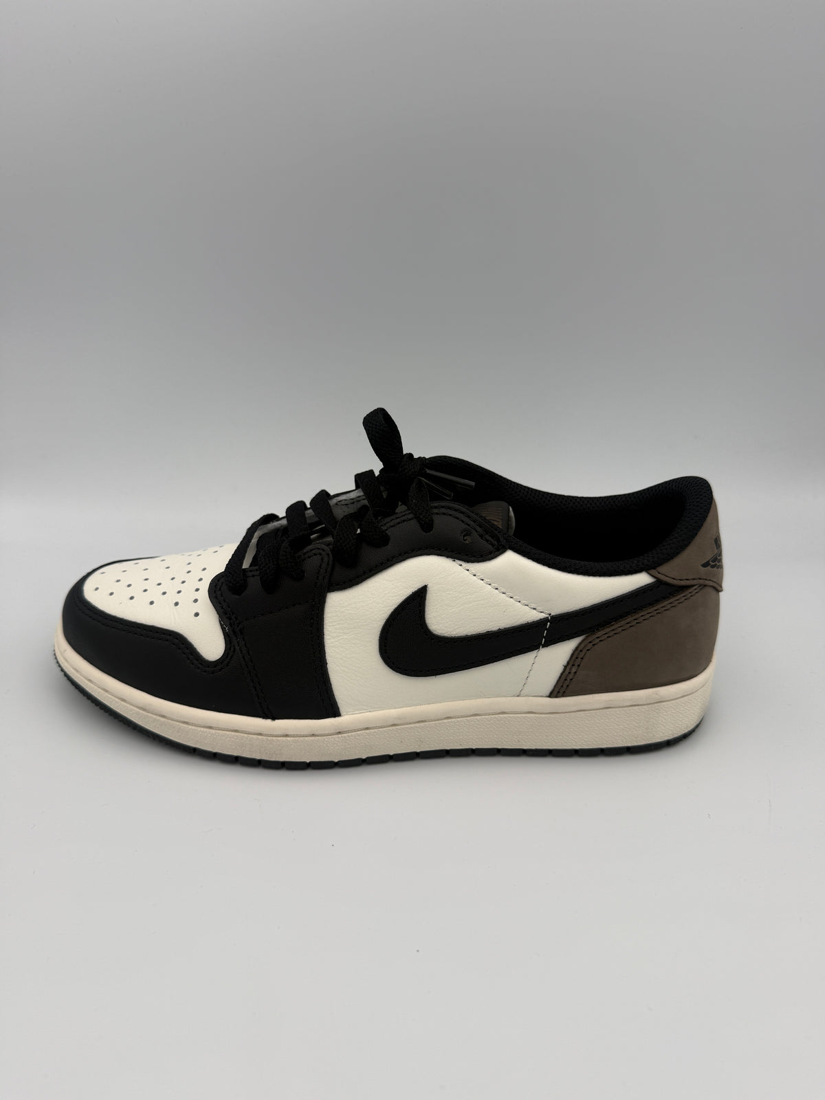 JORDAN 1 LOW, MOCHA