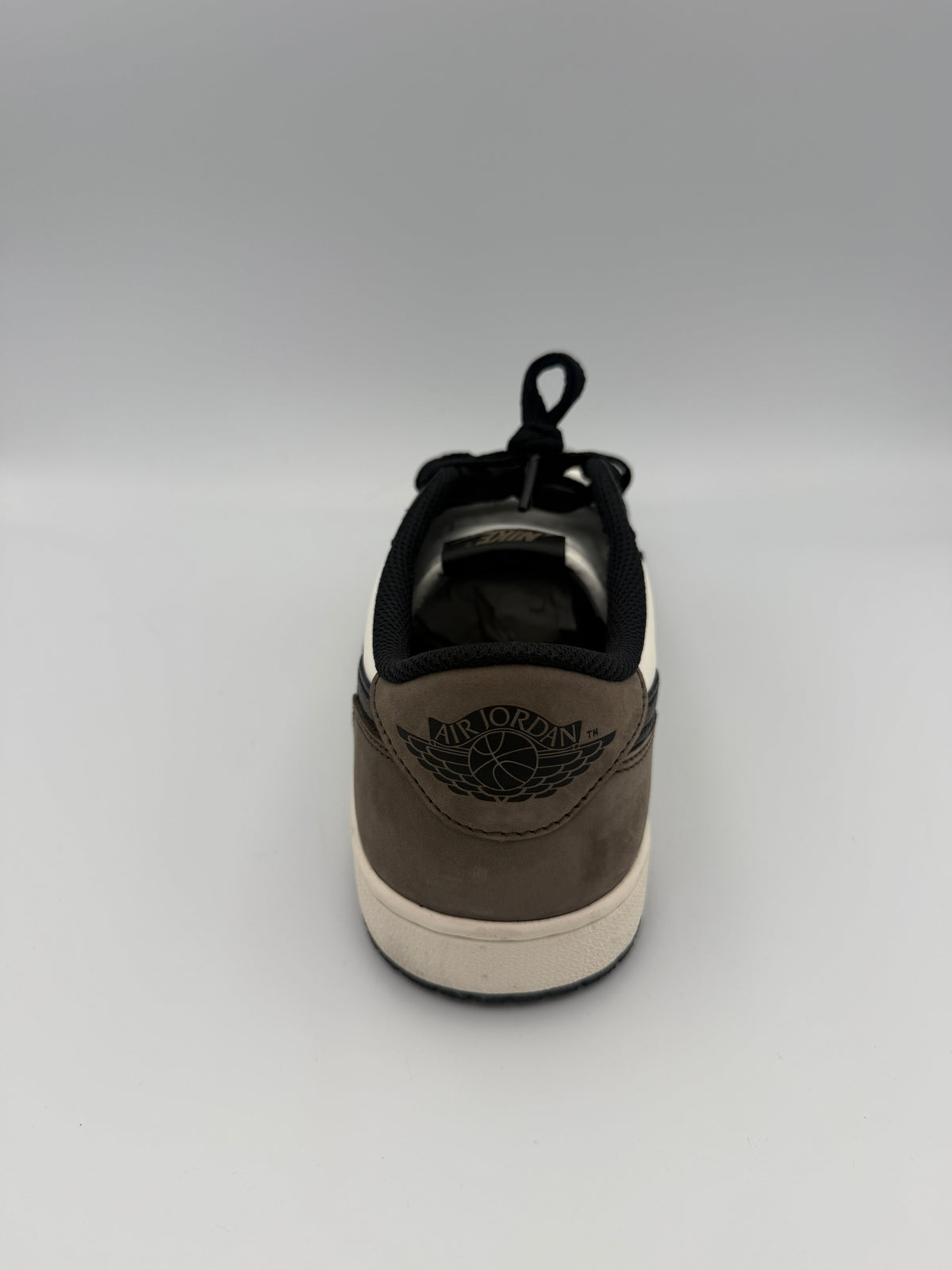 JORDAN 1 LOW, MOCHA