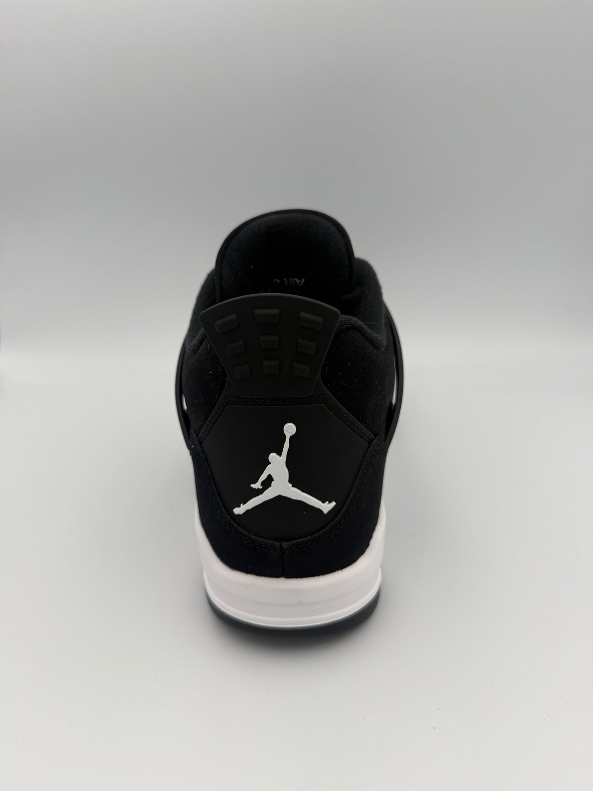 JORDAN 4  , WHITE THUNDER