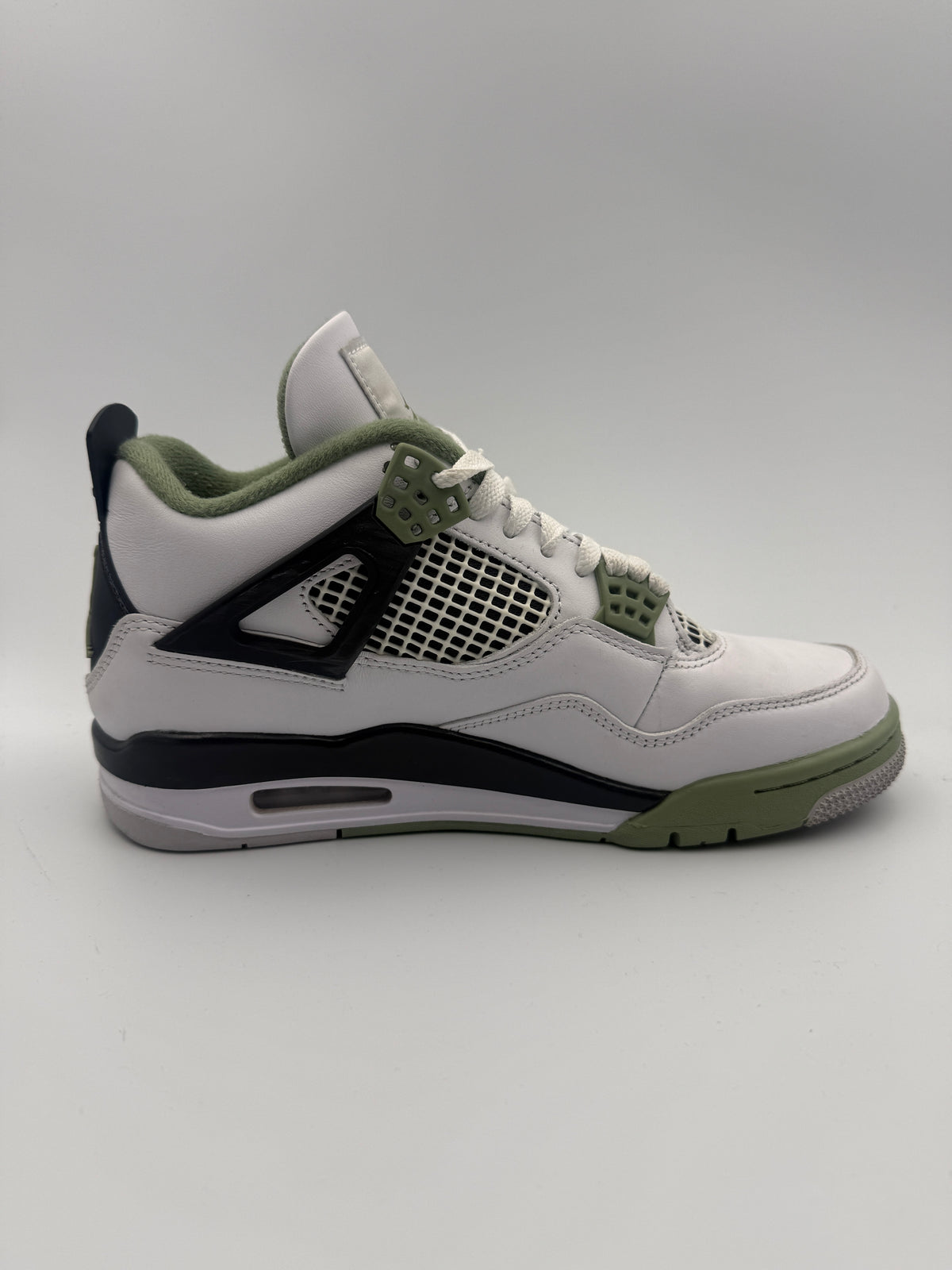 JORDAN 4  ,  SEAFOAM