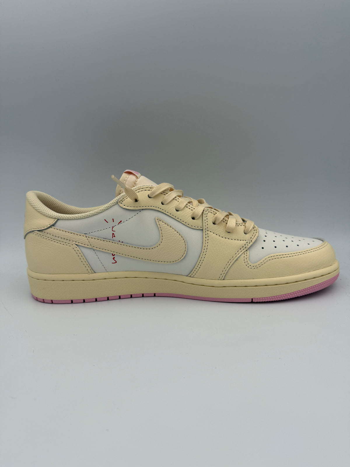 JORDAN 1 LOW , TS SHY PINK