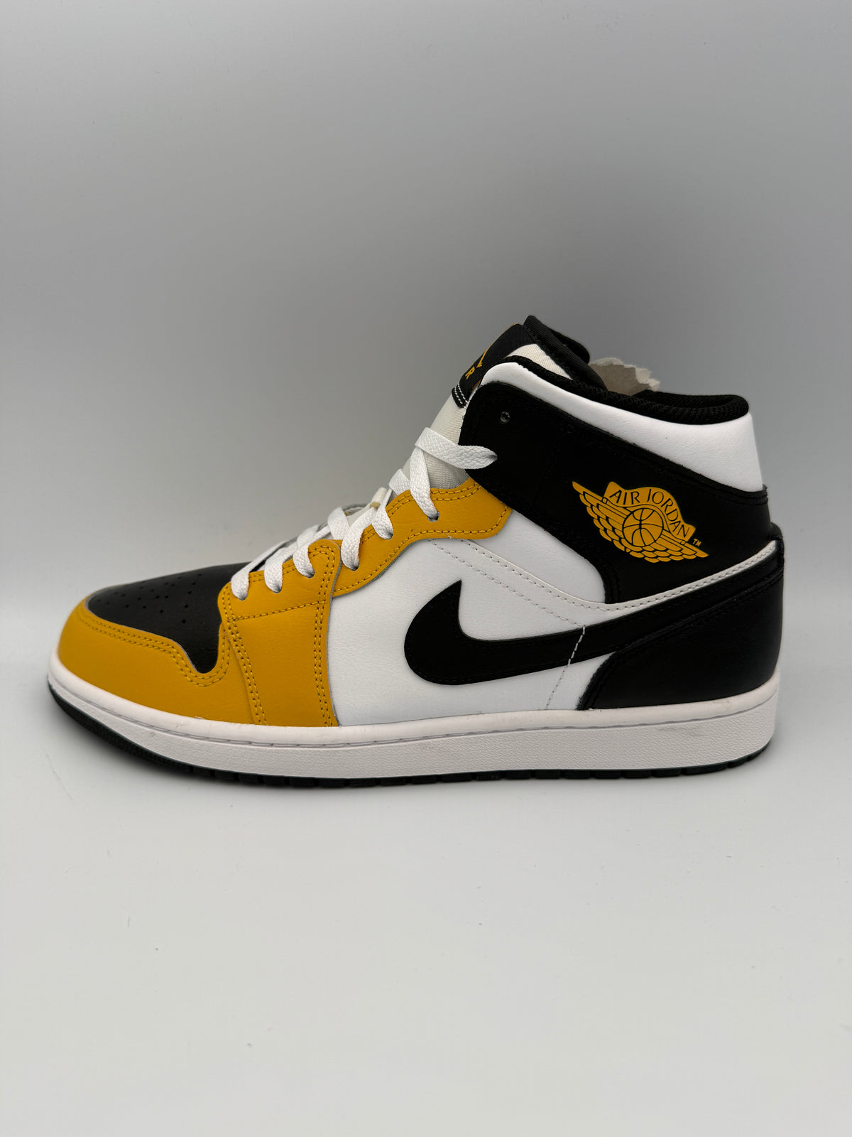JORDAN 1 HIGH , YELLOW OCHRE