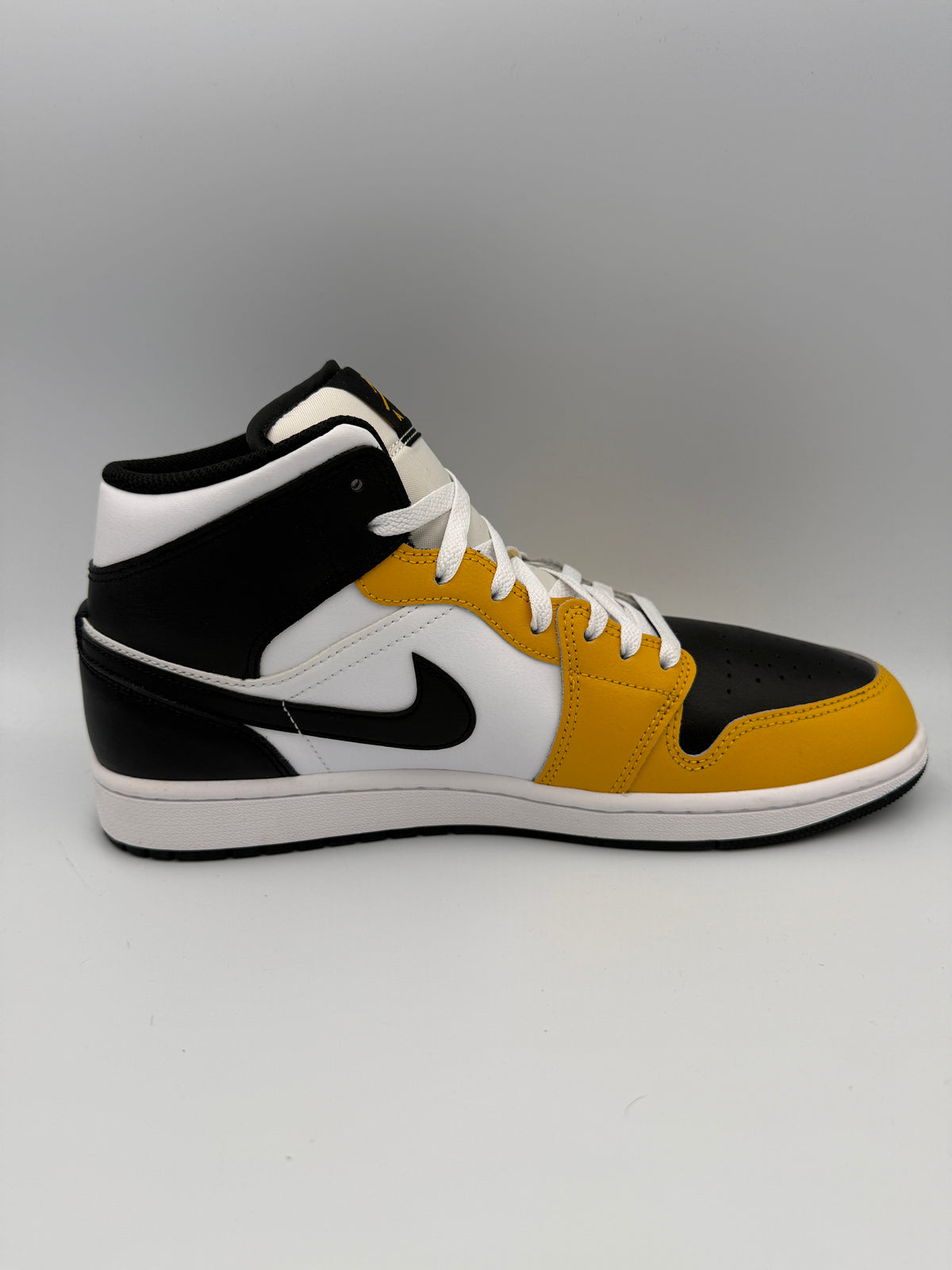 JORDAN 1 HIGH , YELLOW OCHRE