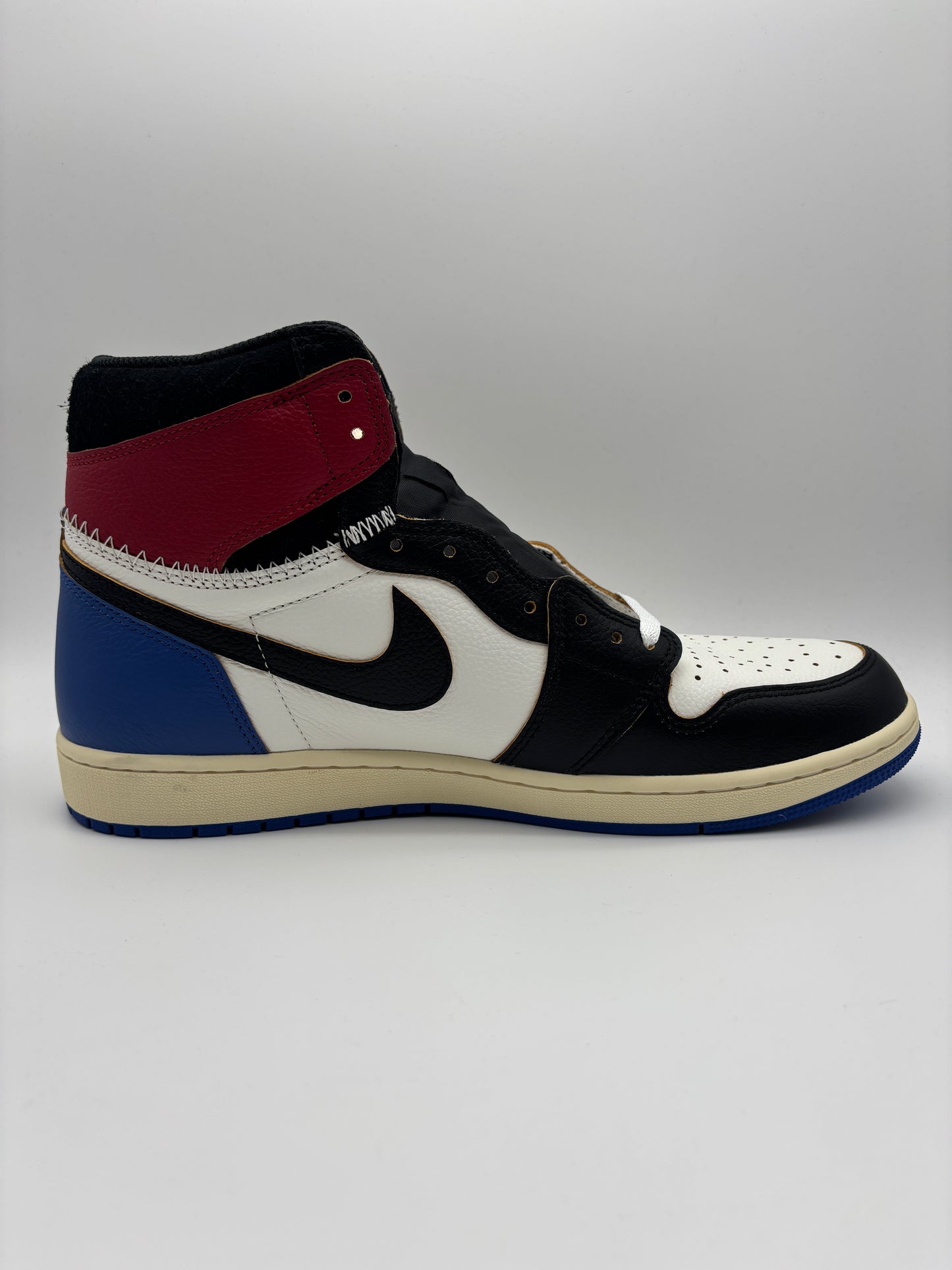 JORDAN 1 FRAGMENT