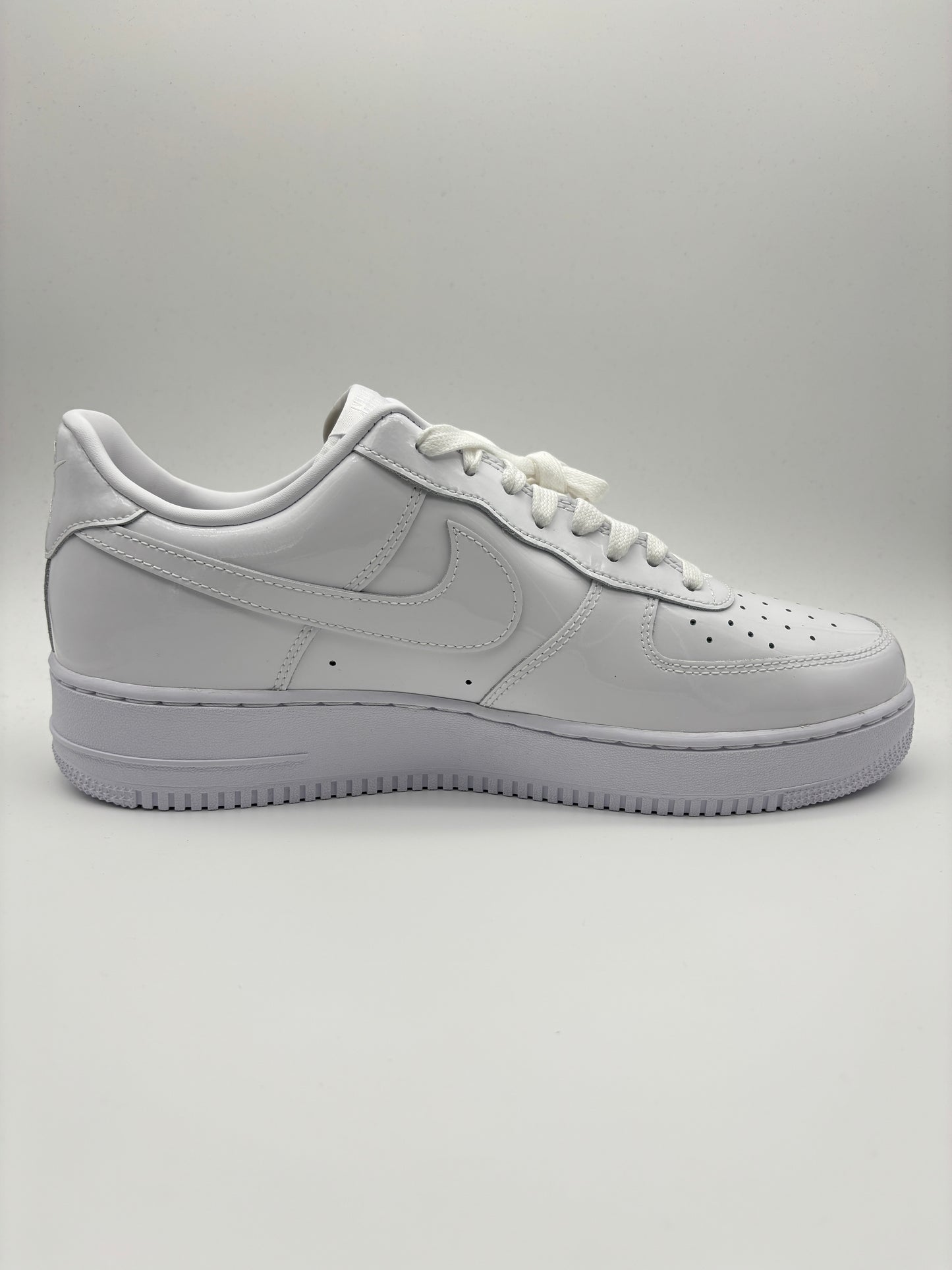 AIR FORCE 1 WHITE PATENT