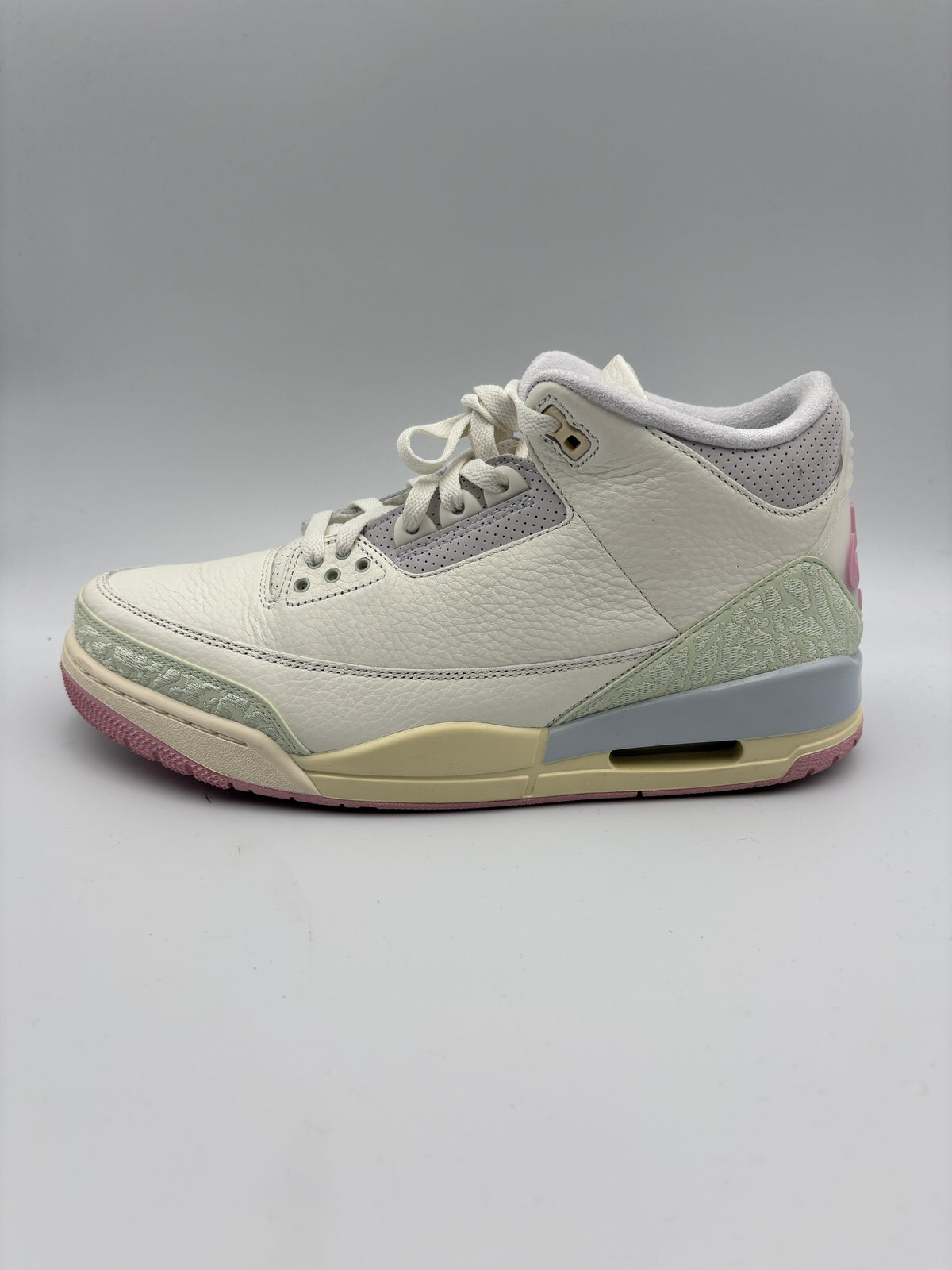 JORDAN 3 SPRINGS IN THE AIR